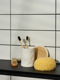 Подставка для зубных щеток "Singapore" белая MBM HOME модель BA-37 WHITE Фото