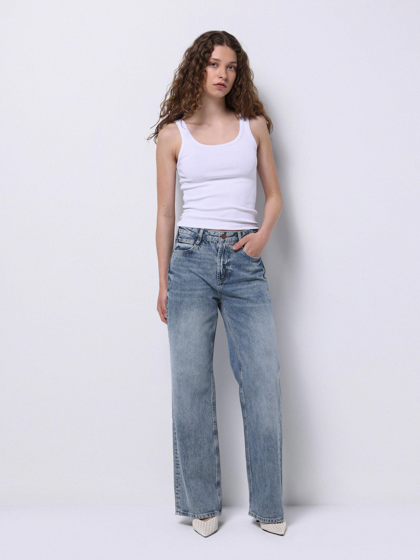 Прямые джинсы Colin’s модель CL1075828_Q1.V1_DN08139 Прямые джинсы Colin’s модель CL1075828_Q1.V1_DN08139 Фото