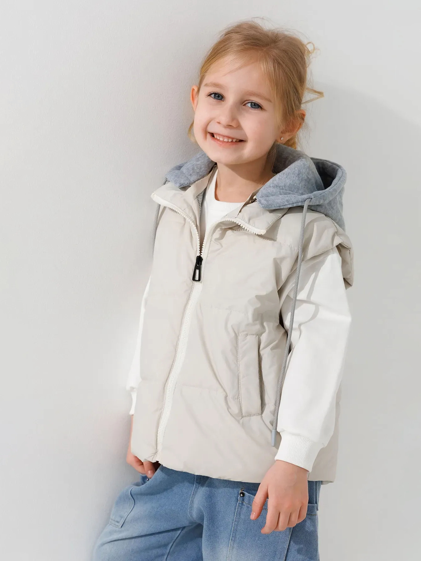 Утеплений жилет Dinomin модель 2000990889935 Фото