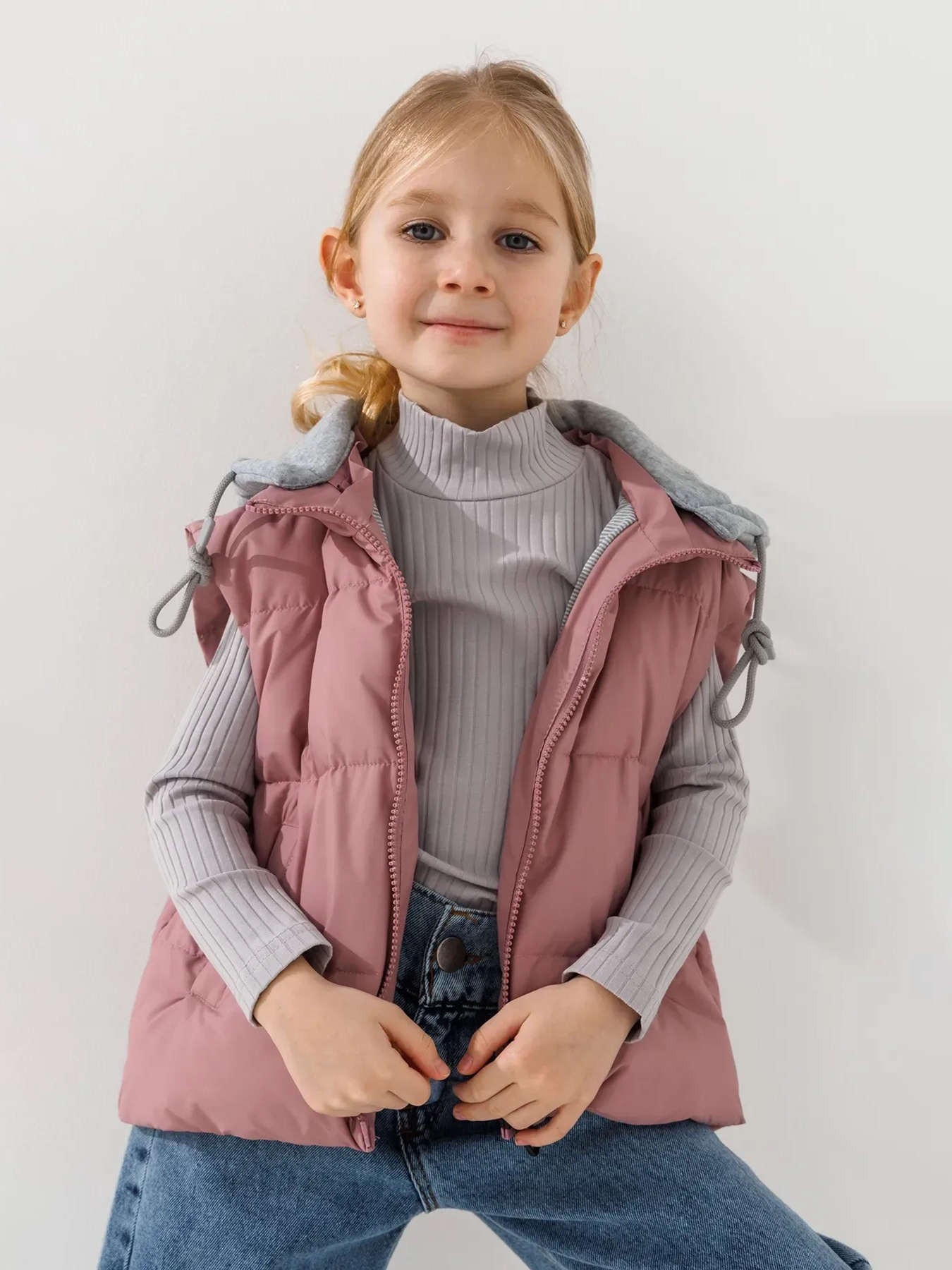 Утепленный жилет Dinomin модель 2000990889898 Фото