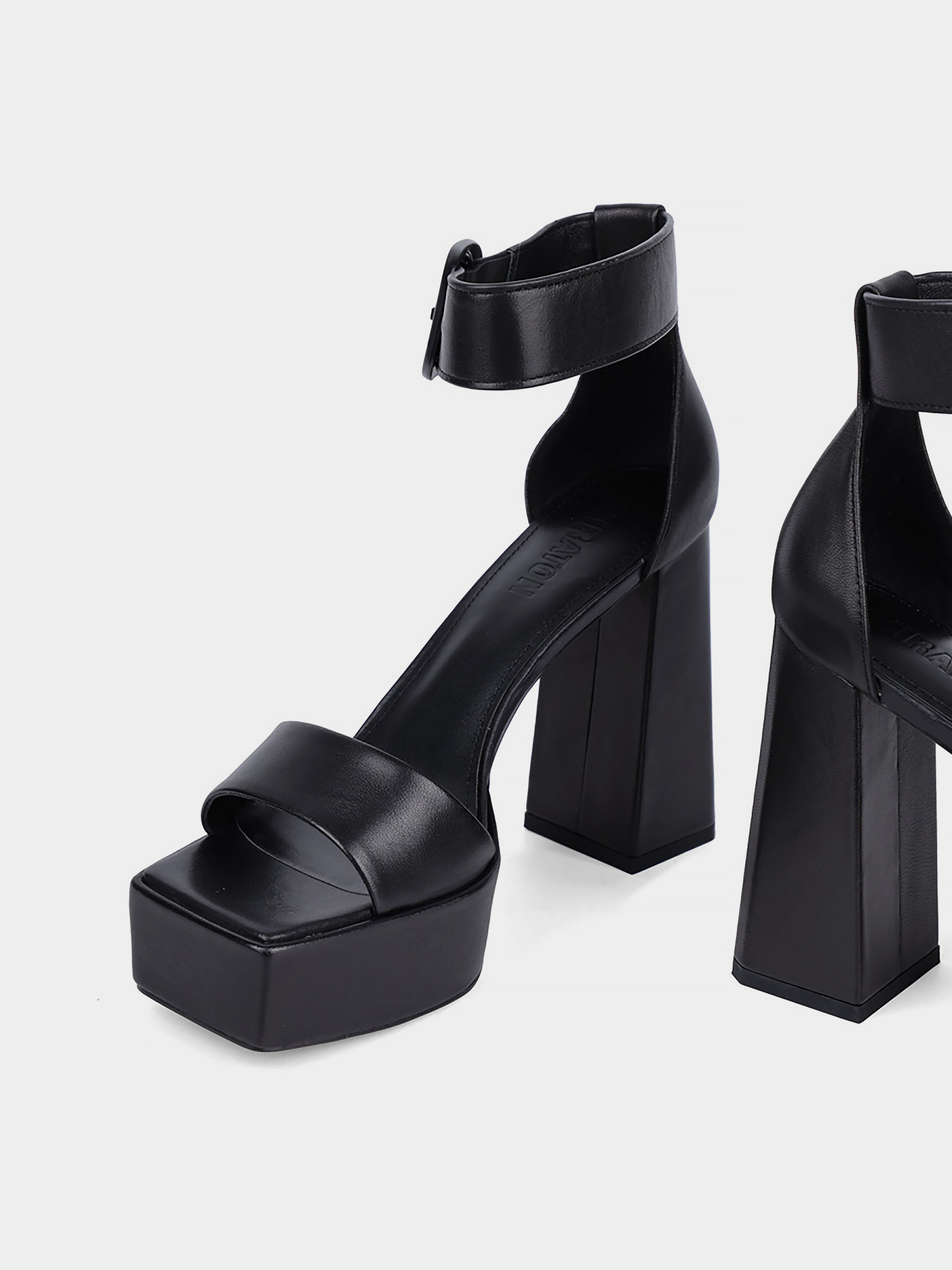 Босоніжки MIRATON модель RY576-Y118 Фото