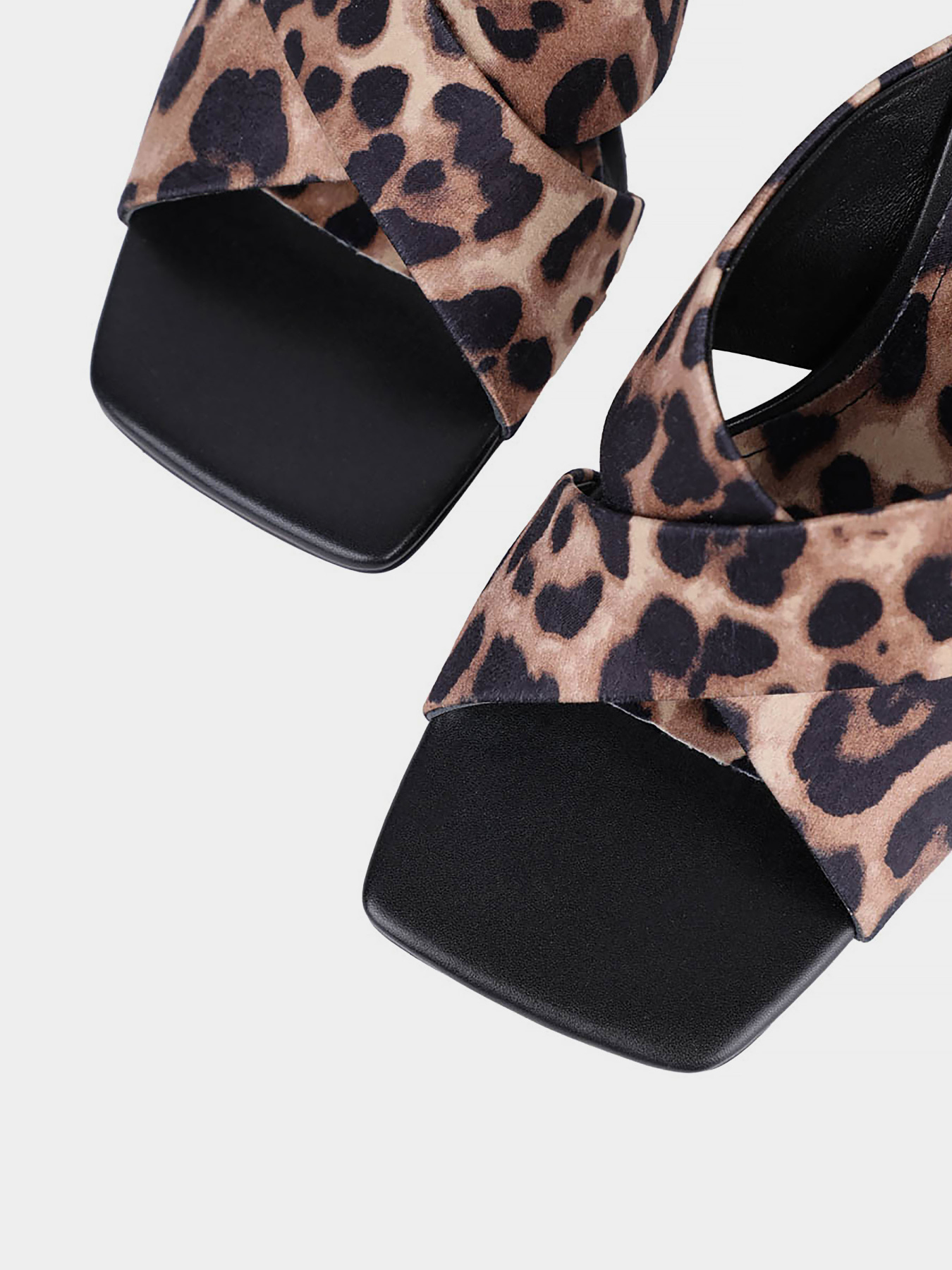 Сабо MIRATON модель 532L-03-P438 Фото