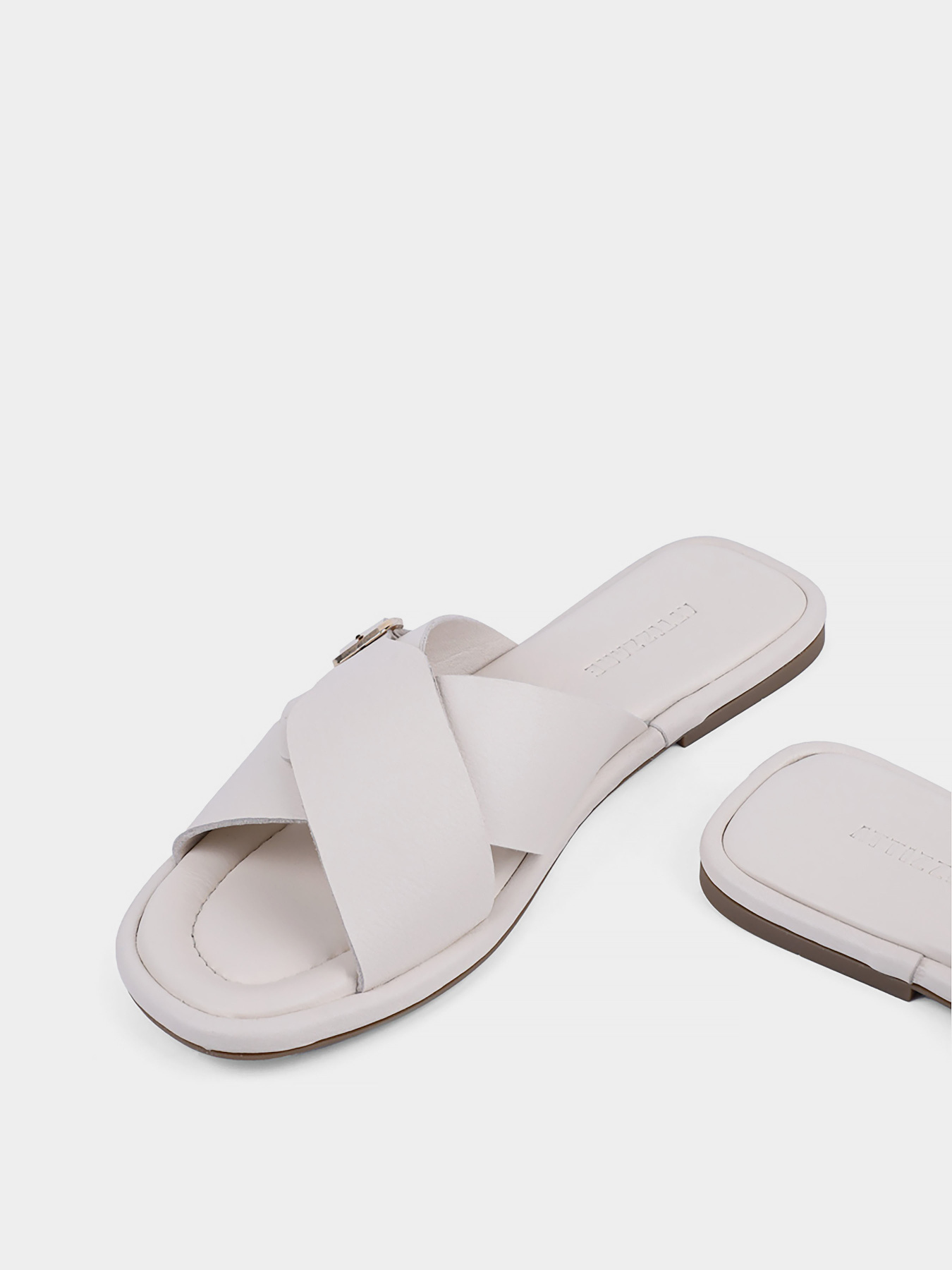 Шльопанці Attizzare модель 022 402 Фото