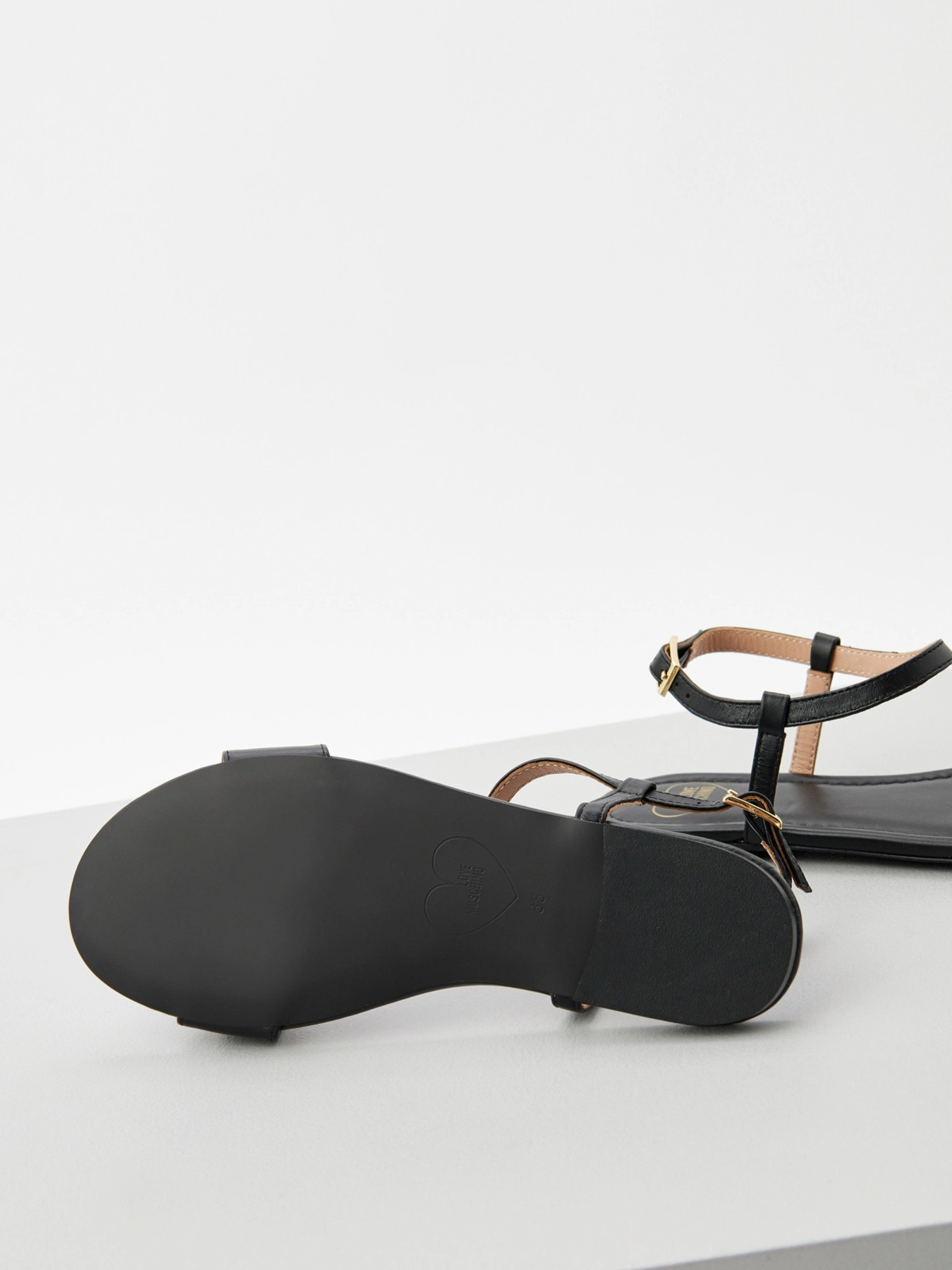 Сандалії Moschino модель JA16161G0MIE0000 Фото