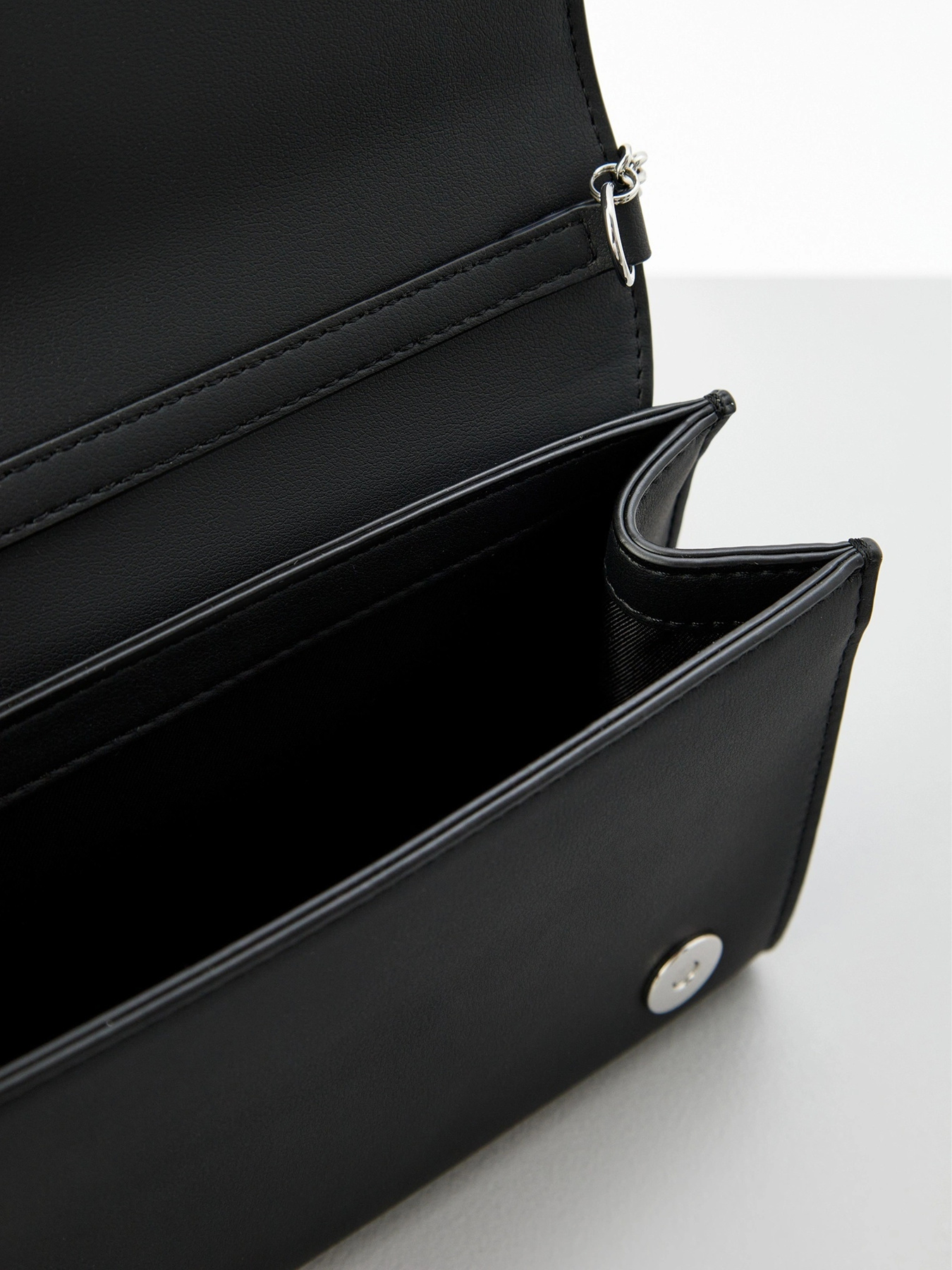 Кросс-боди Moschino модель JC4260PP0MKD000B Фото