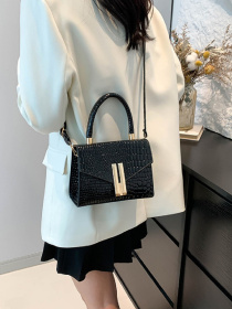 Кросс-боди RoyalBag модель P2-1801A Фото