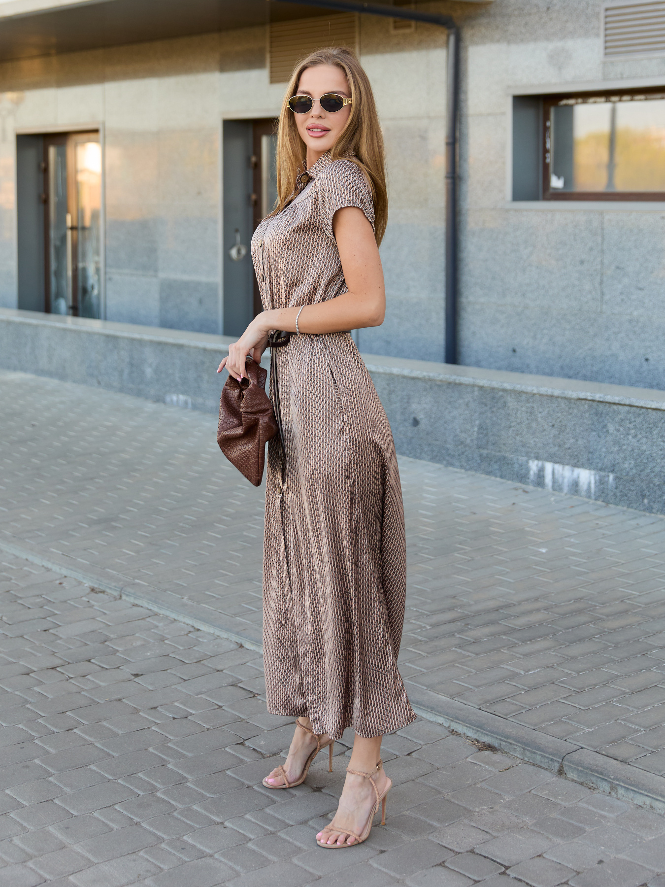 Сукні MilaNova модель Платье Ф-84 бежевый Фото