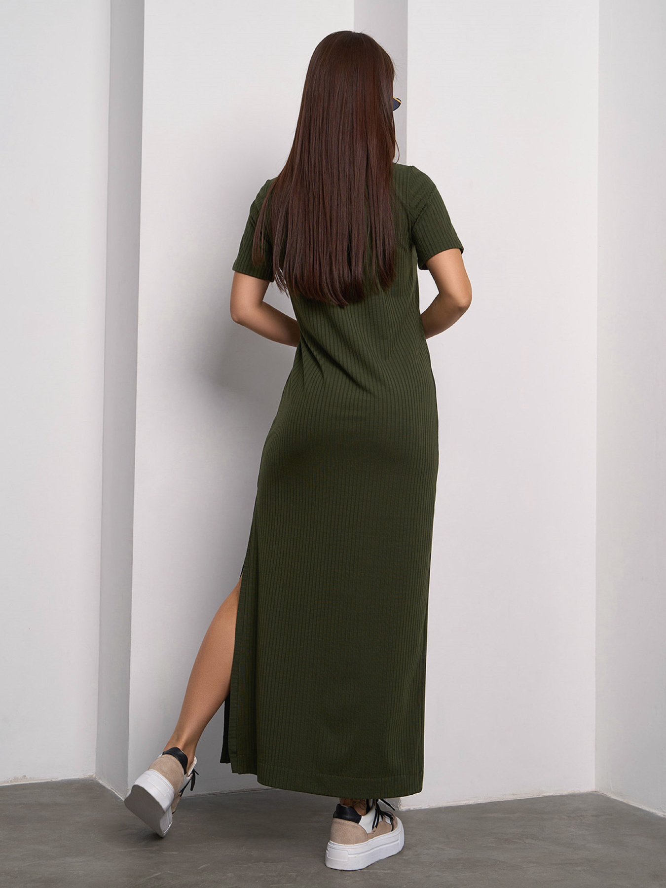 Сукня максі ISSA Plus модель 14756_хаки Фото