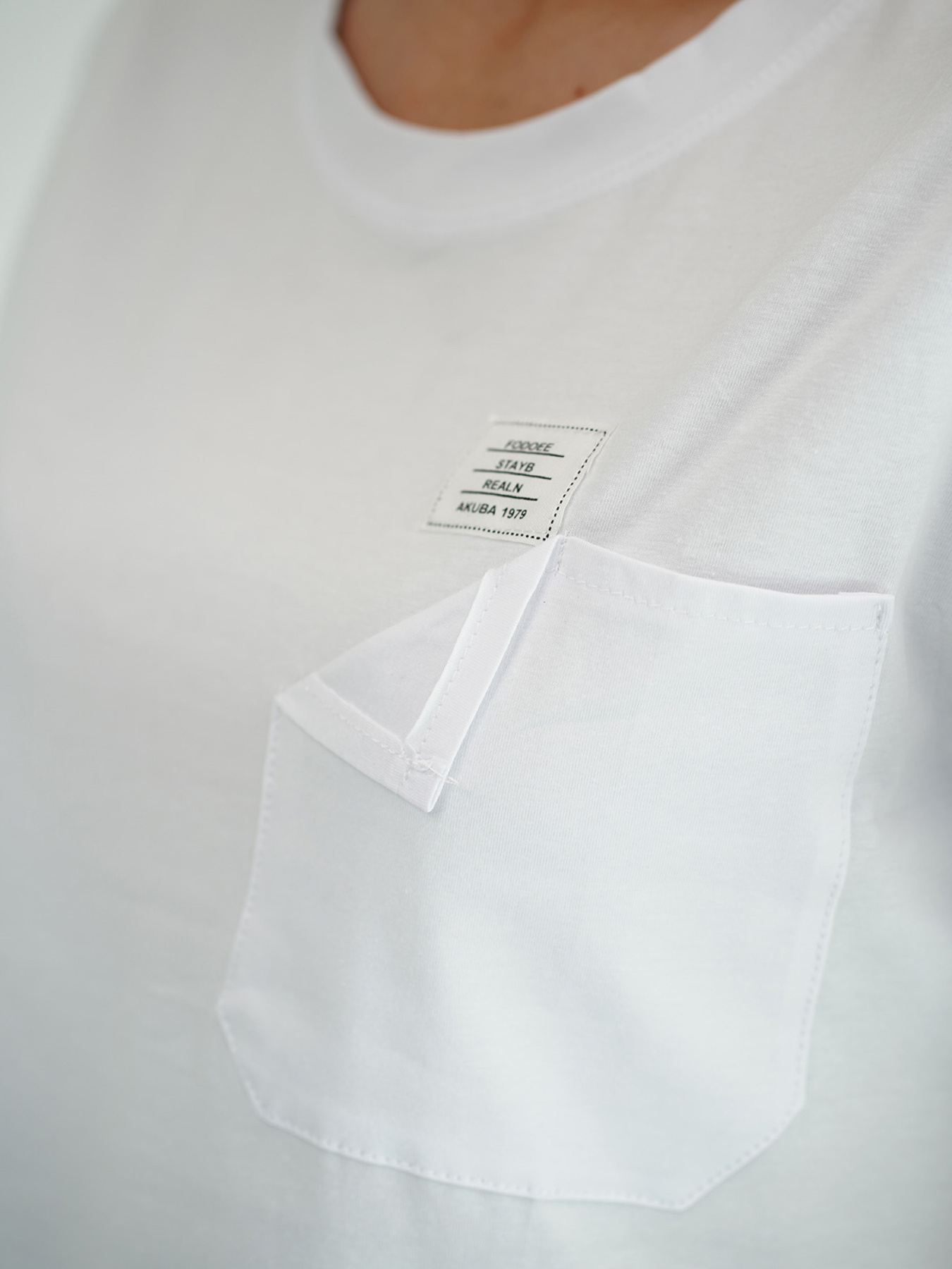 Футболка ISSA Plus модель WN20-710_белый Футболка ISSA Plus модель WN20-710_белый Фото