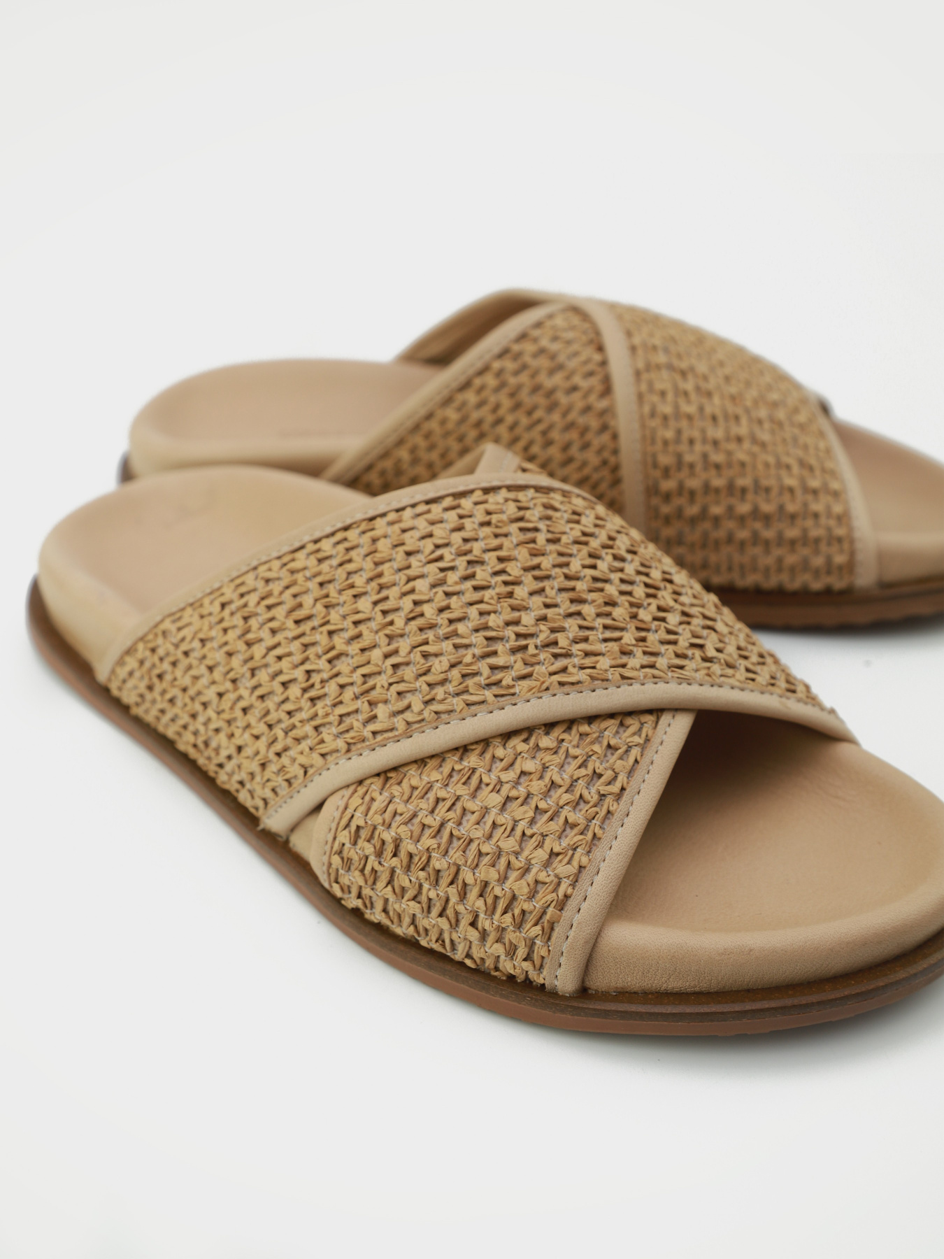 Шльопанці URBAN TRACE модель D27083-803-Cappucc-no Фото