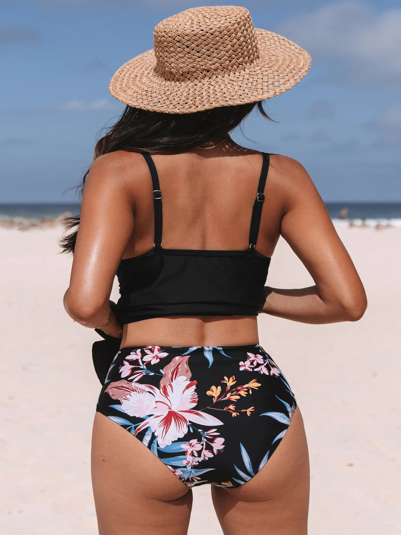 Верх купальника Cupshe модель 76498 Фото