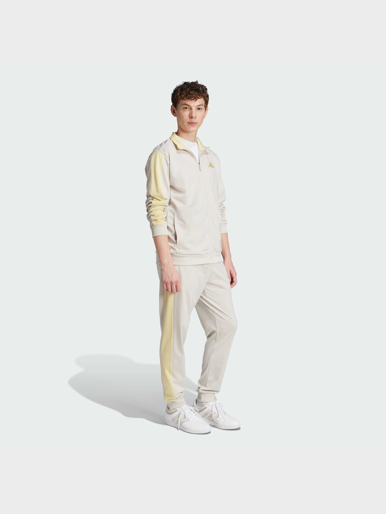 Спортивный костюм Adidas модель JI8899 Фото