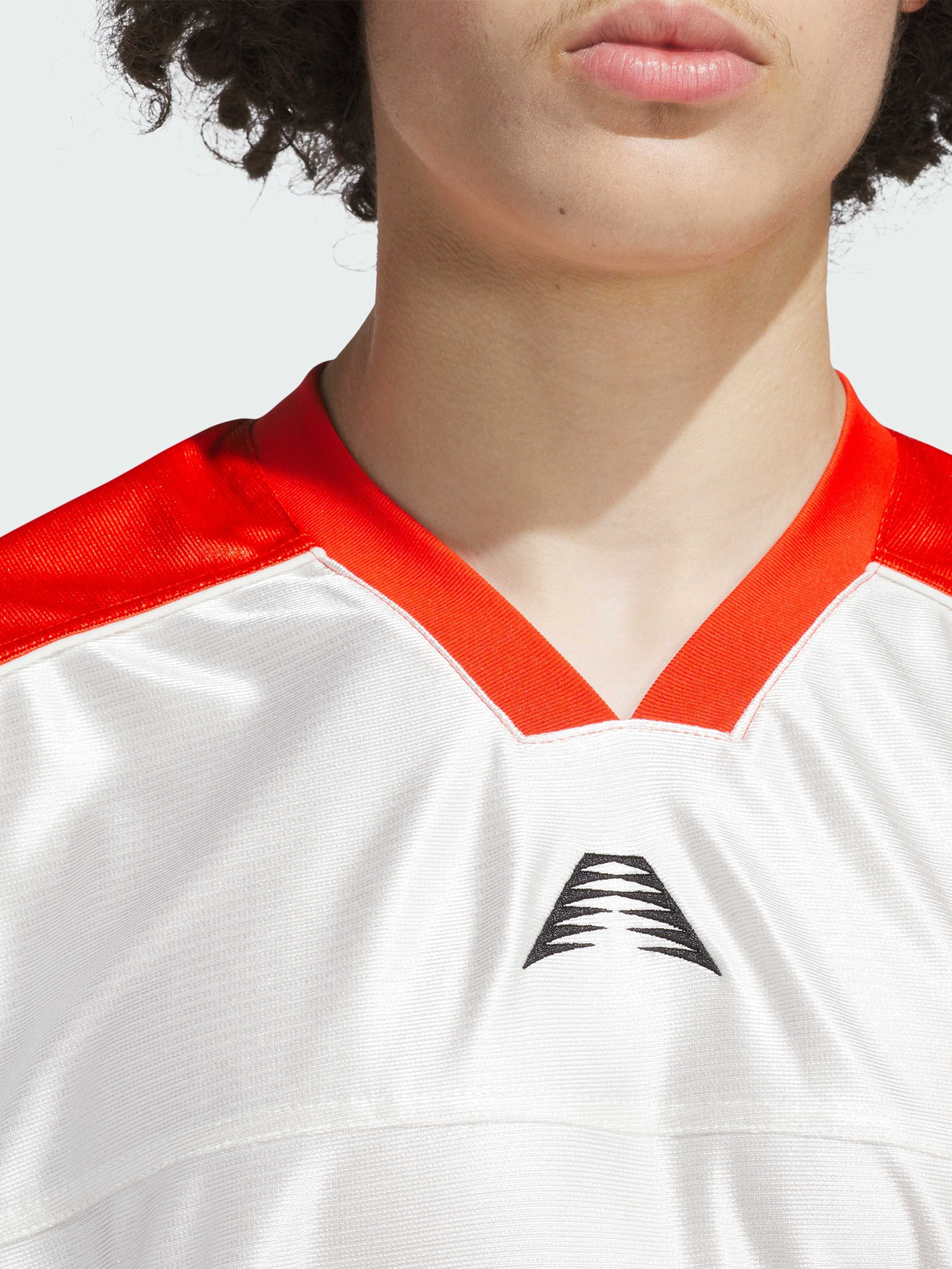 Спортивна футболка Adidas модель JD6151 Фото