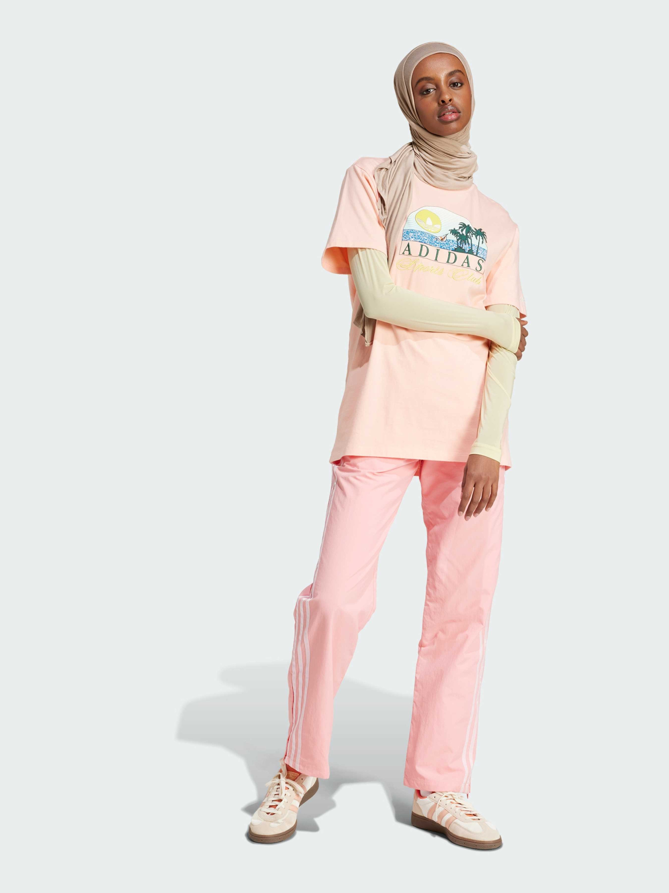 Футболка Adidas Graphics модель JN6684 Фото