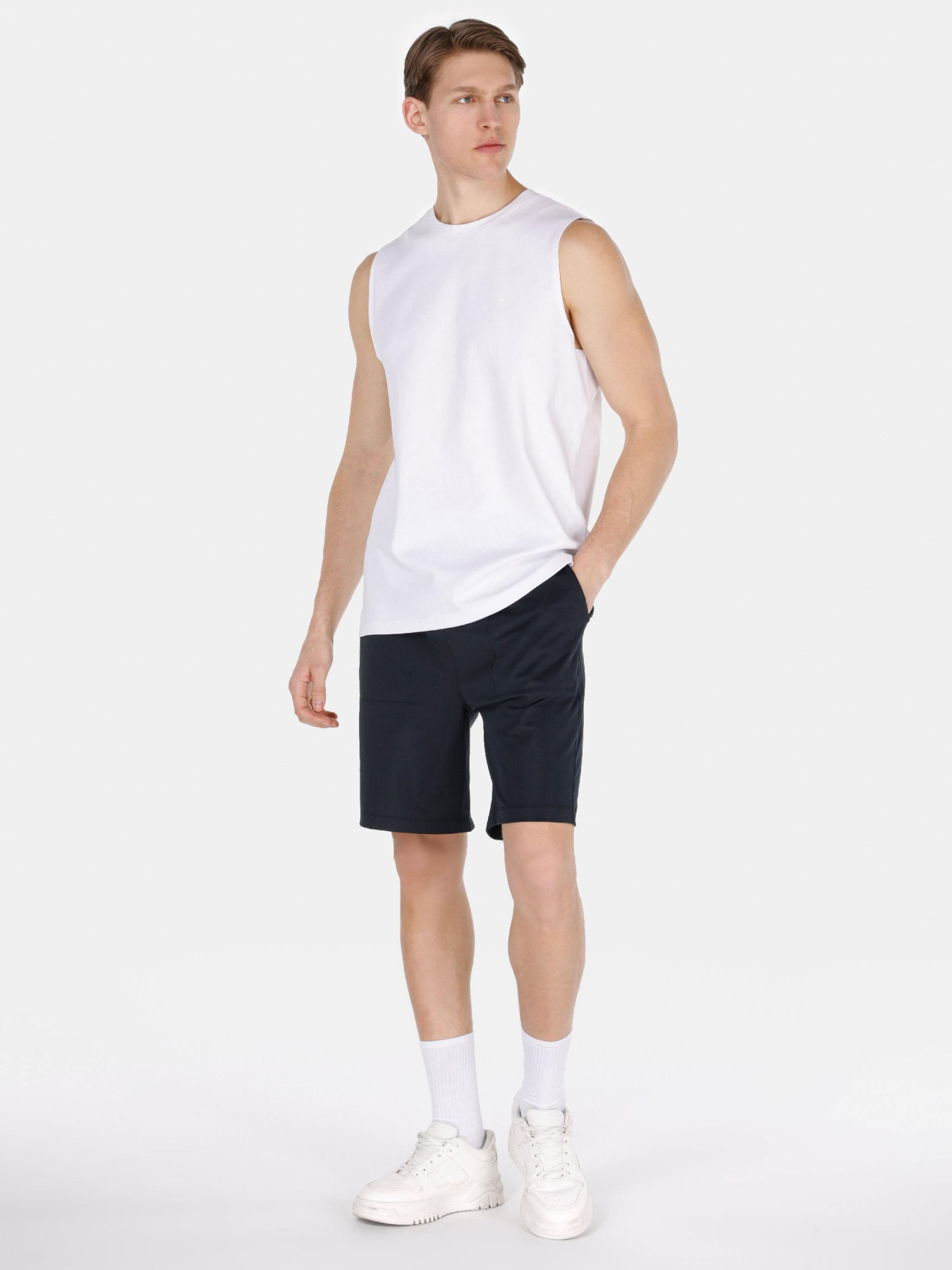 Футболки и поло Colin’s модель CL1075031_Q1.V1_WHT Фото