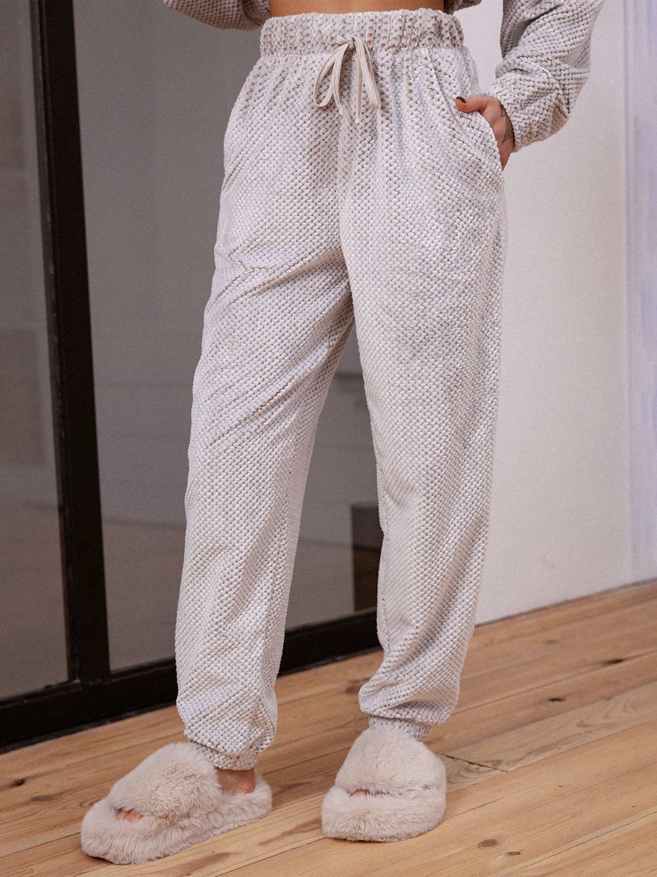 Домашній костюм Leinle модель 2012 Фото