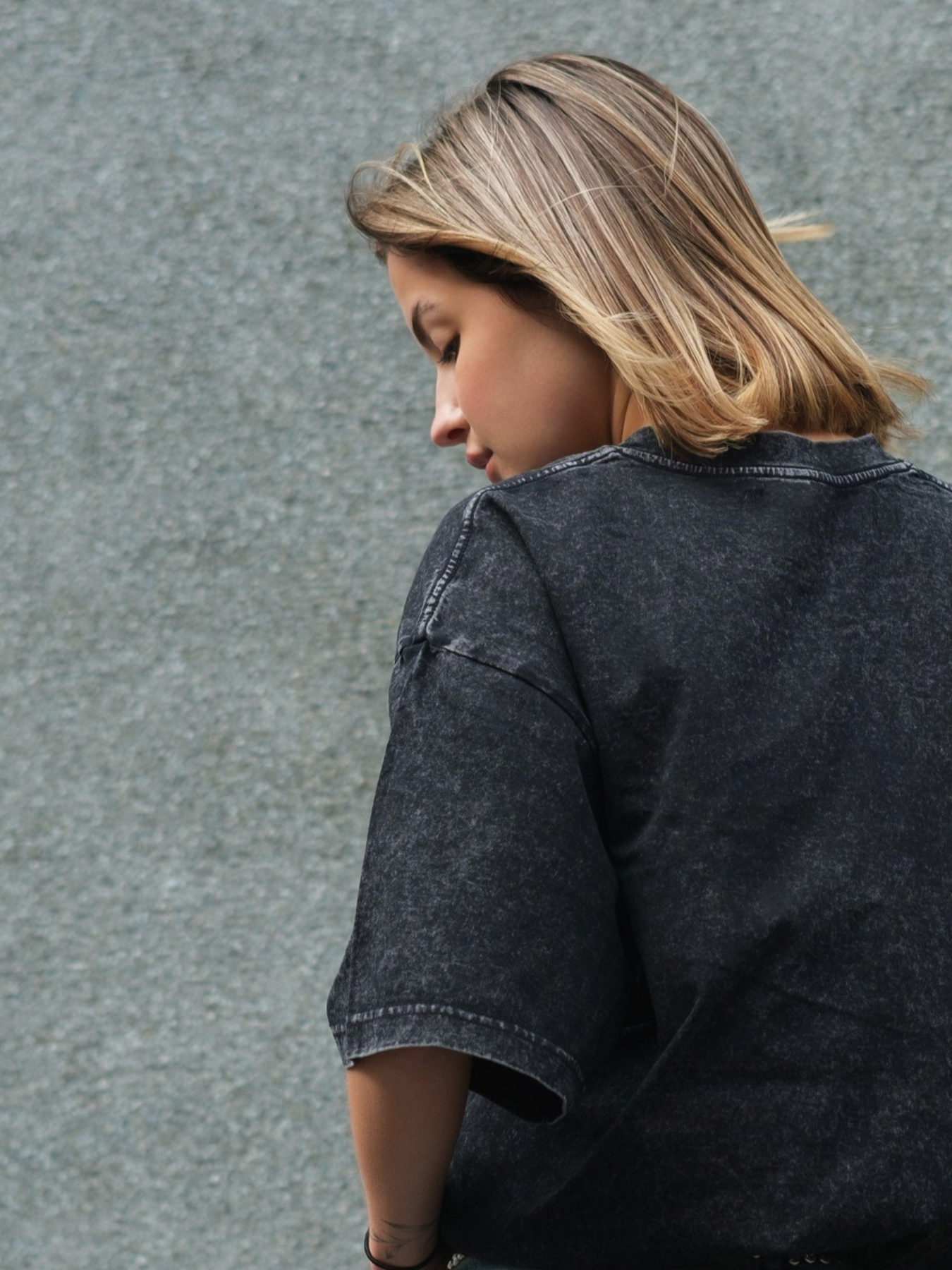 Футболки і поло Without модель 8049595 Фото