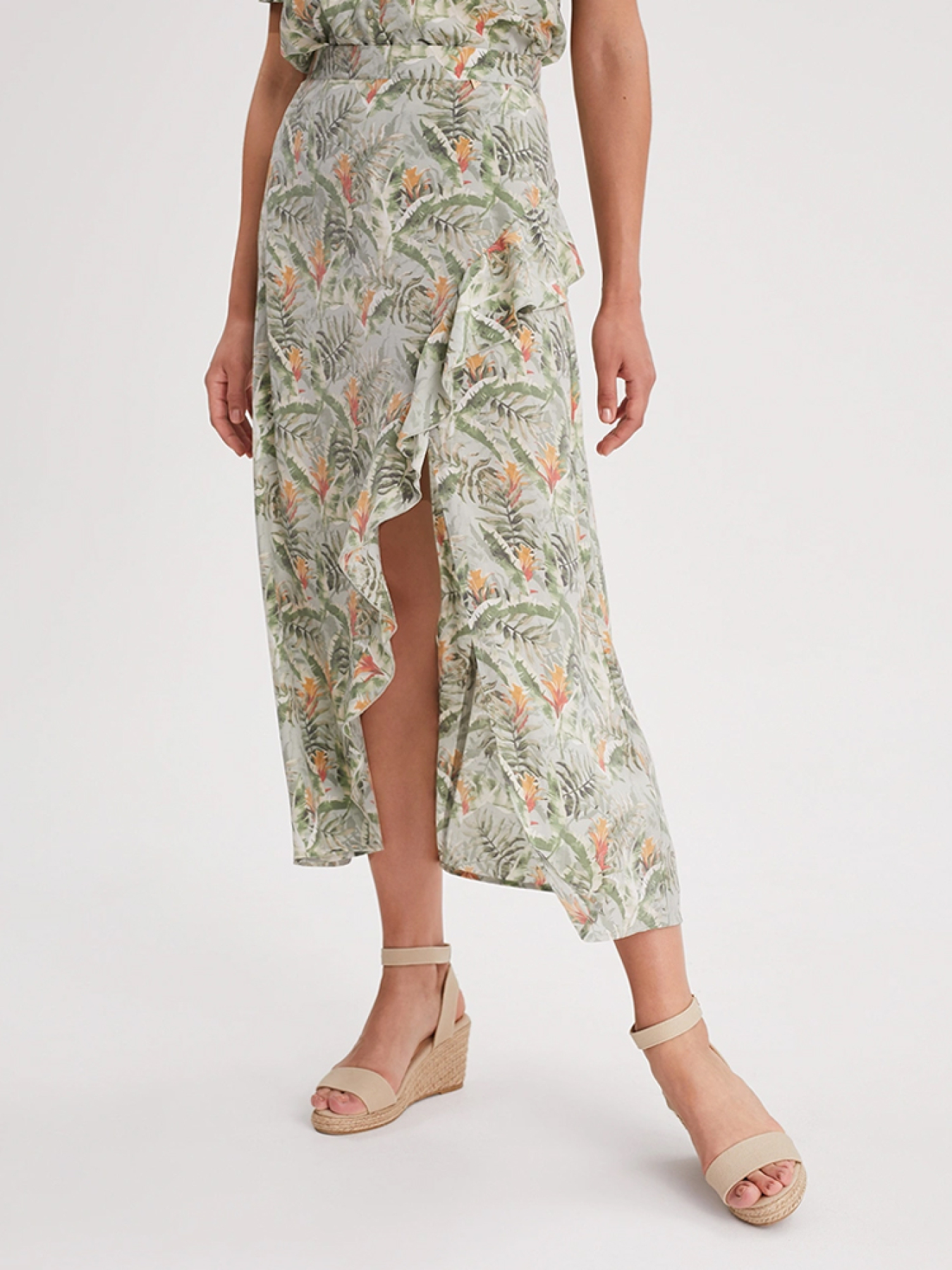 Юбка миди DIVERSE модель 10035135 Юбка миди DIVERSE модель 10035135 Фото