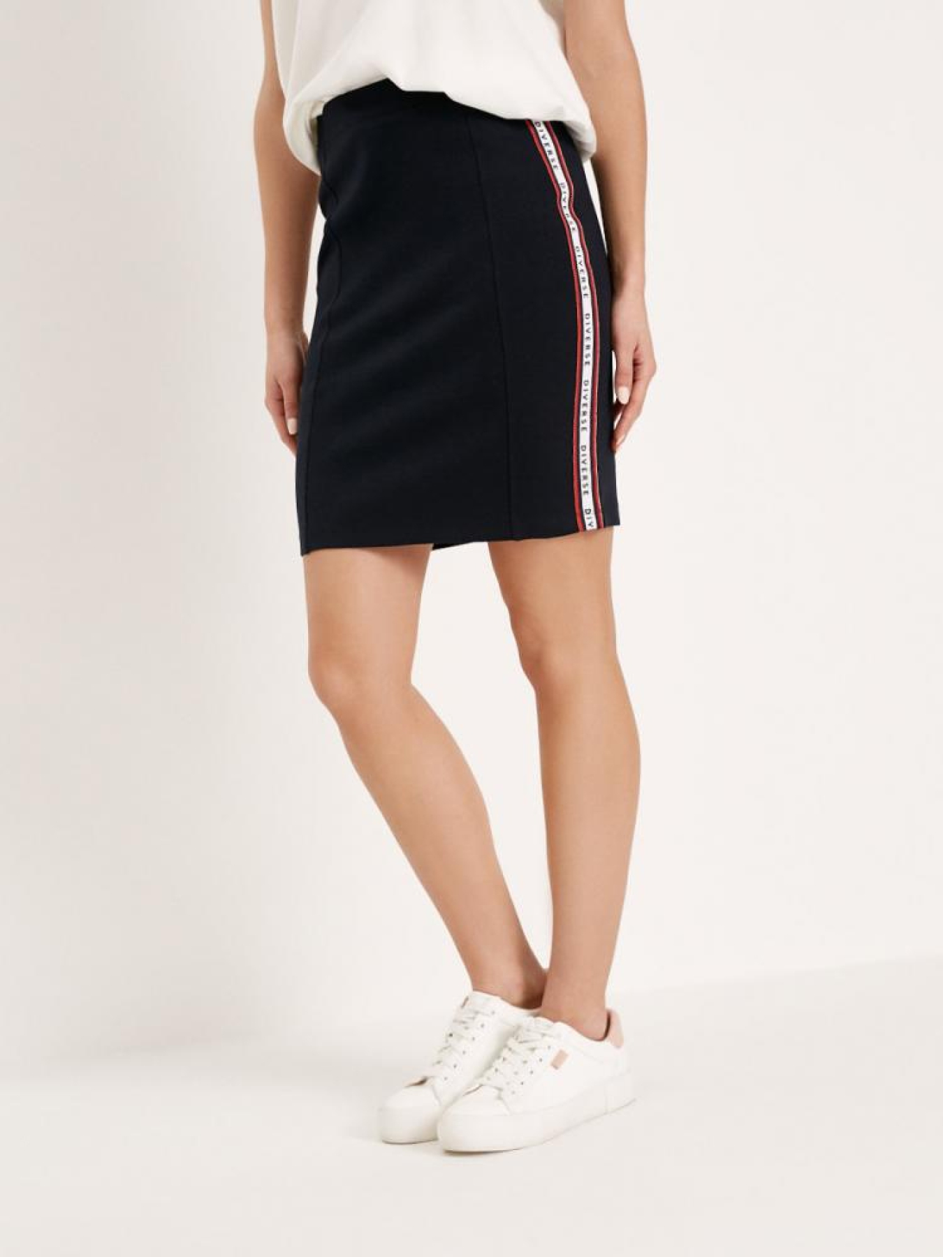 Спідниця міні DIVERSE модель 10036814 Фото