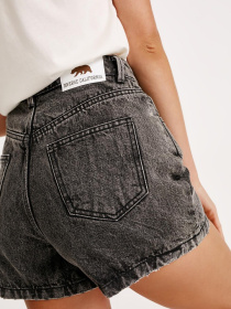 Шорти джинсові DIVERSE модель 10037229 Фото