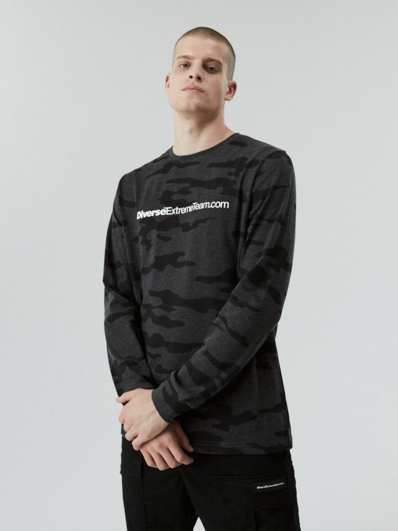 Лонгслив DIVERSE модель 10040292 Фото