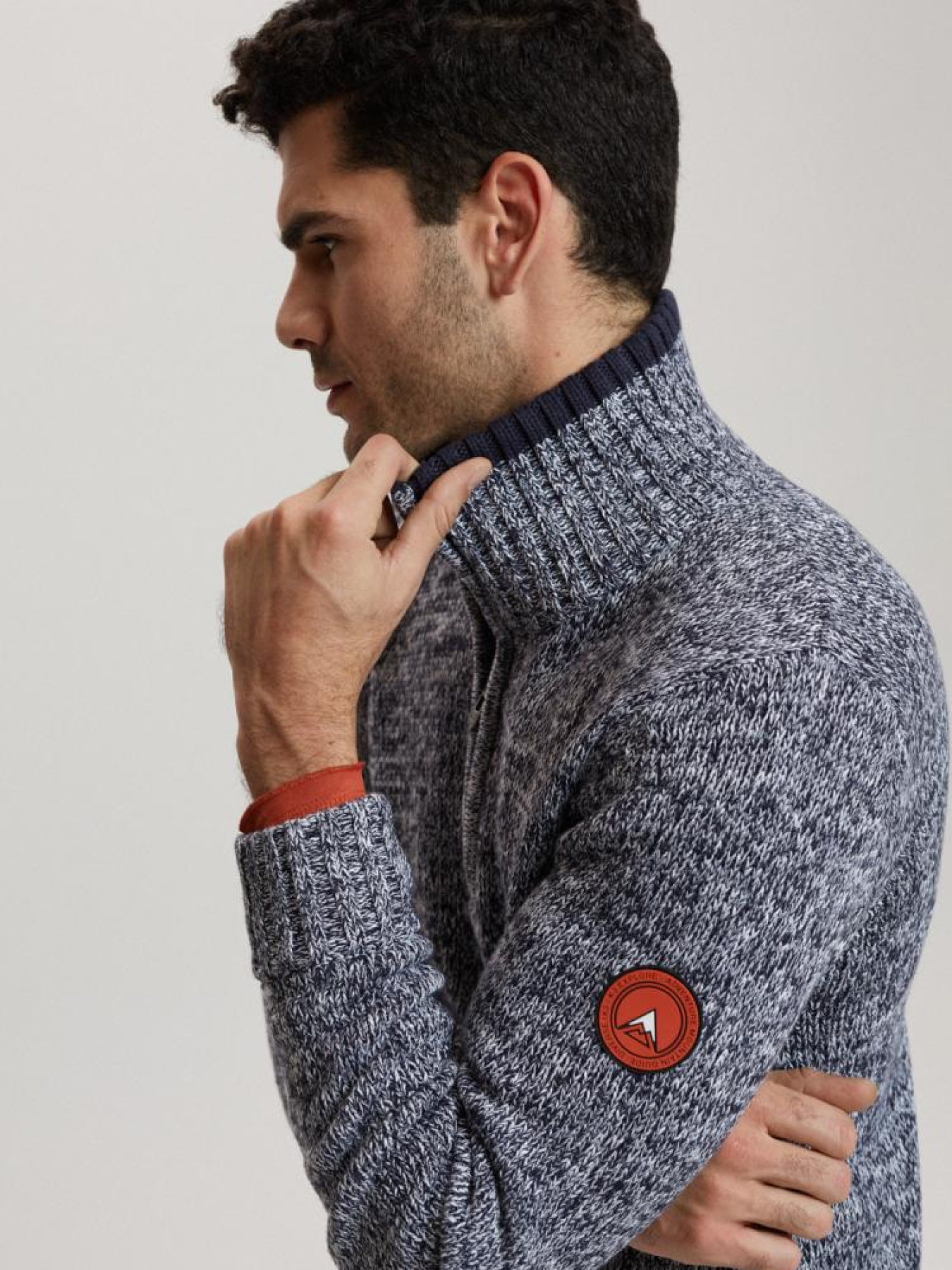 Светр DIVERSE модель 10040761 Фото