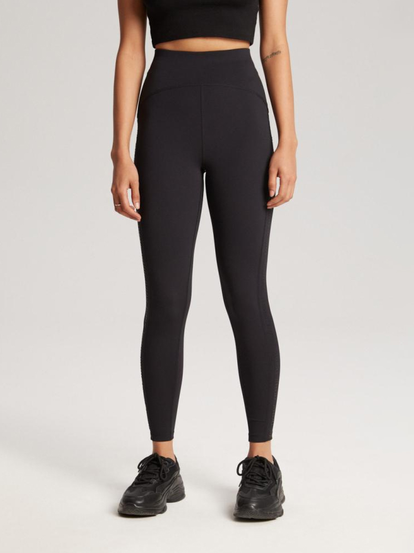 Леггинсы спортивные DIVERSE модель 10041157 Фото