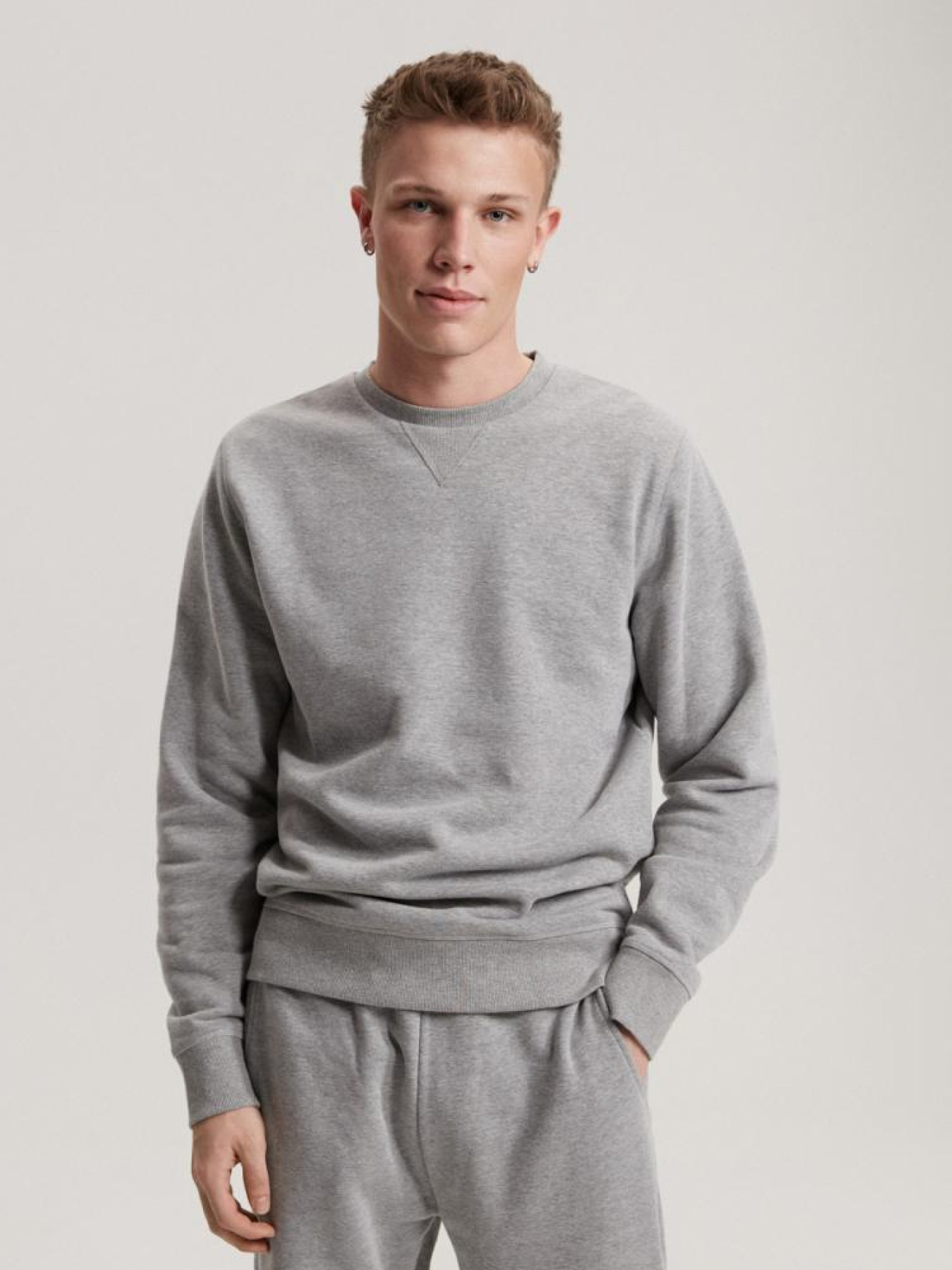 Свитшот DIVERSE модель 10041189 Фото