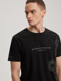 Футболка DIVERSE модель 10041463 Фото