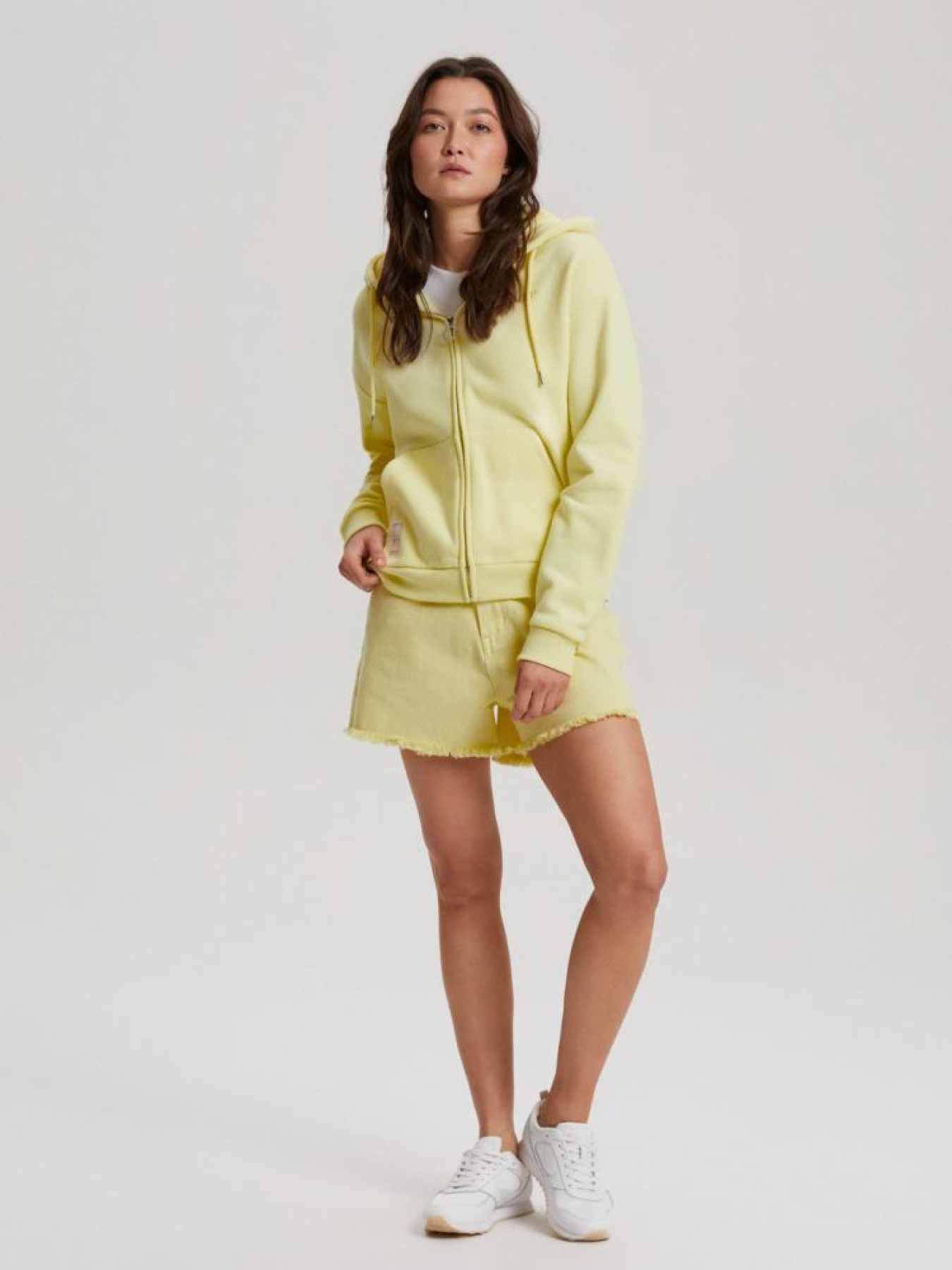 Шорти джинсові DIVERSE модель 10041495 Фото