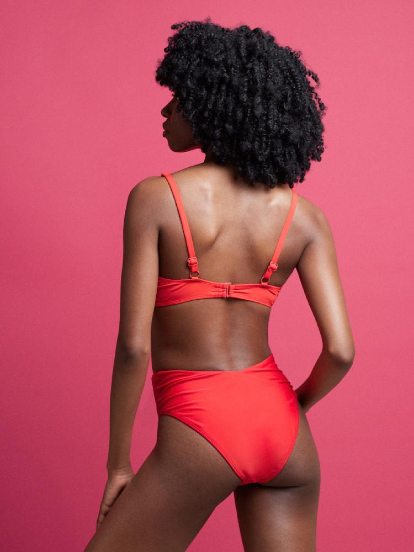 Верхняя часть купальника DIVERSE модель 10042080 Фото