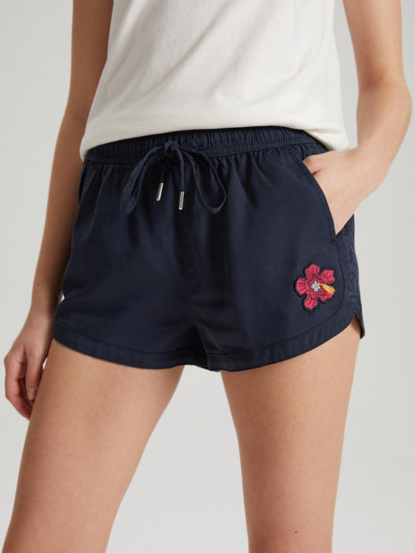 Шорти DIVERSE модель 10042211 Фото