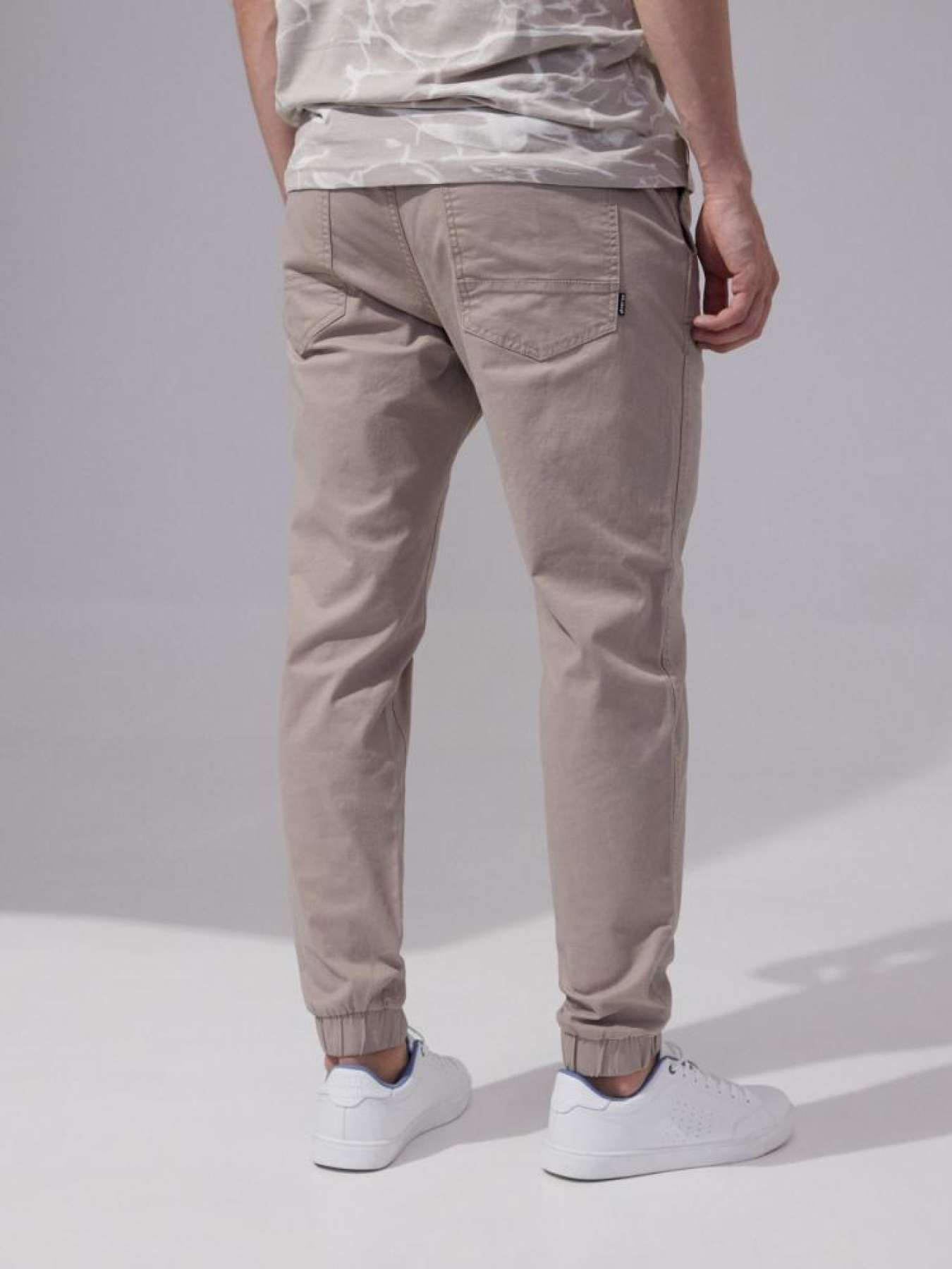 Джогери DIVERSE модель 10042623 Фото