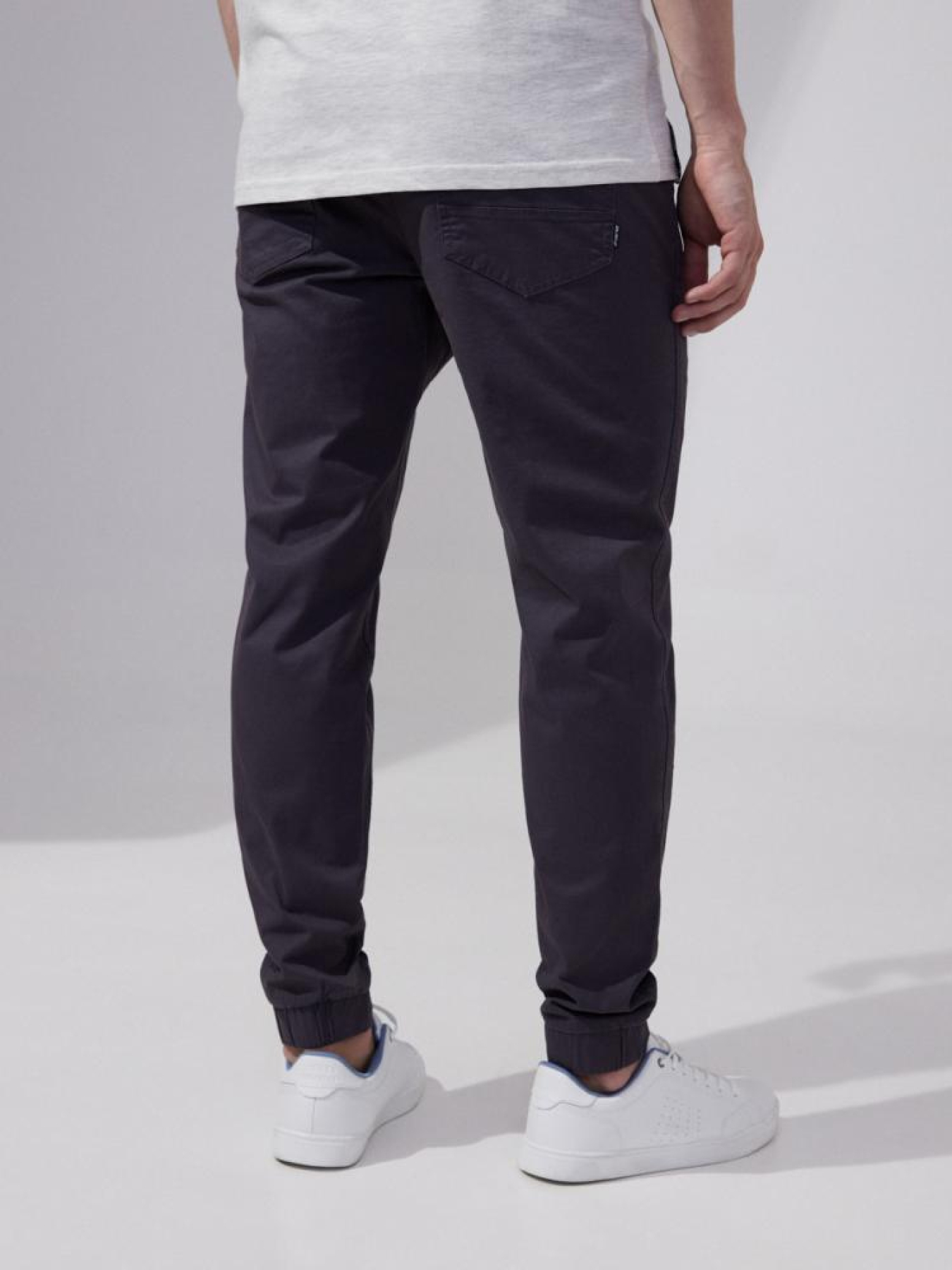 Джогери DIVERSE модель 10042623 Фото