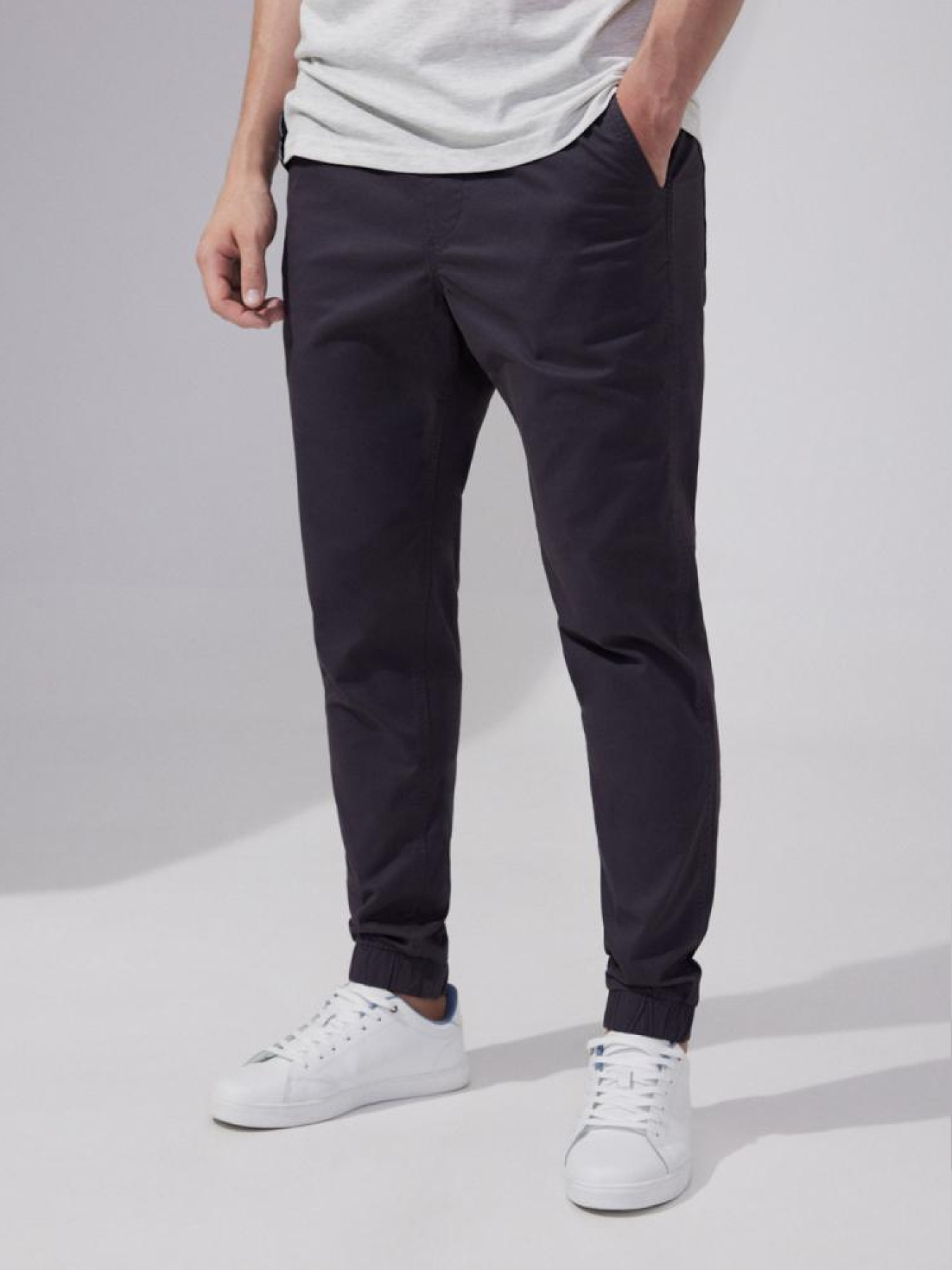 Джогери DIVERSE модель 10042623 Джогери DIVERSE модель 10042623 Фото