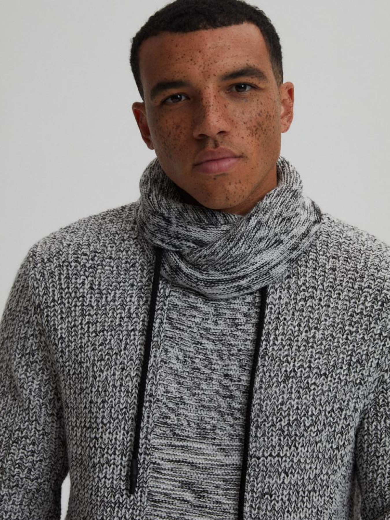 Светр DIVERSE модель 10042817 Фото