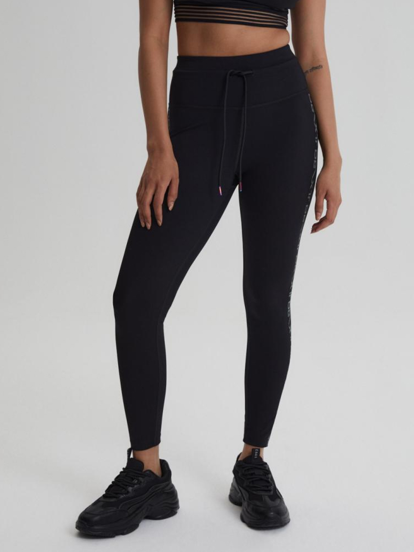 Спортивні леггінси DIVERSE модель 10042898 Спортивні леггінси DIVERSE модель 10042898 Фото