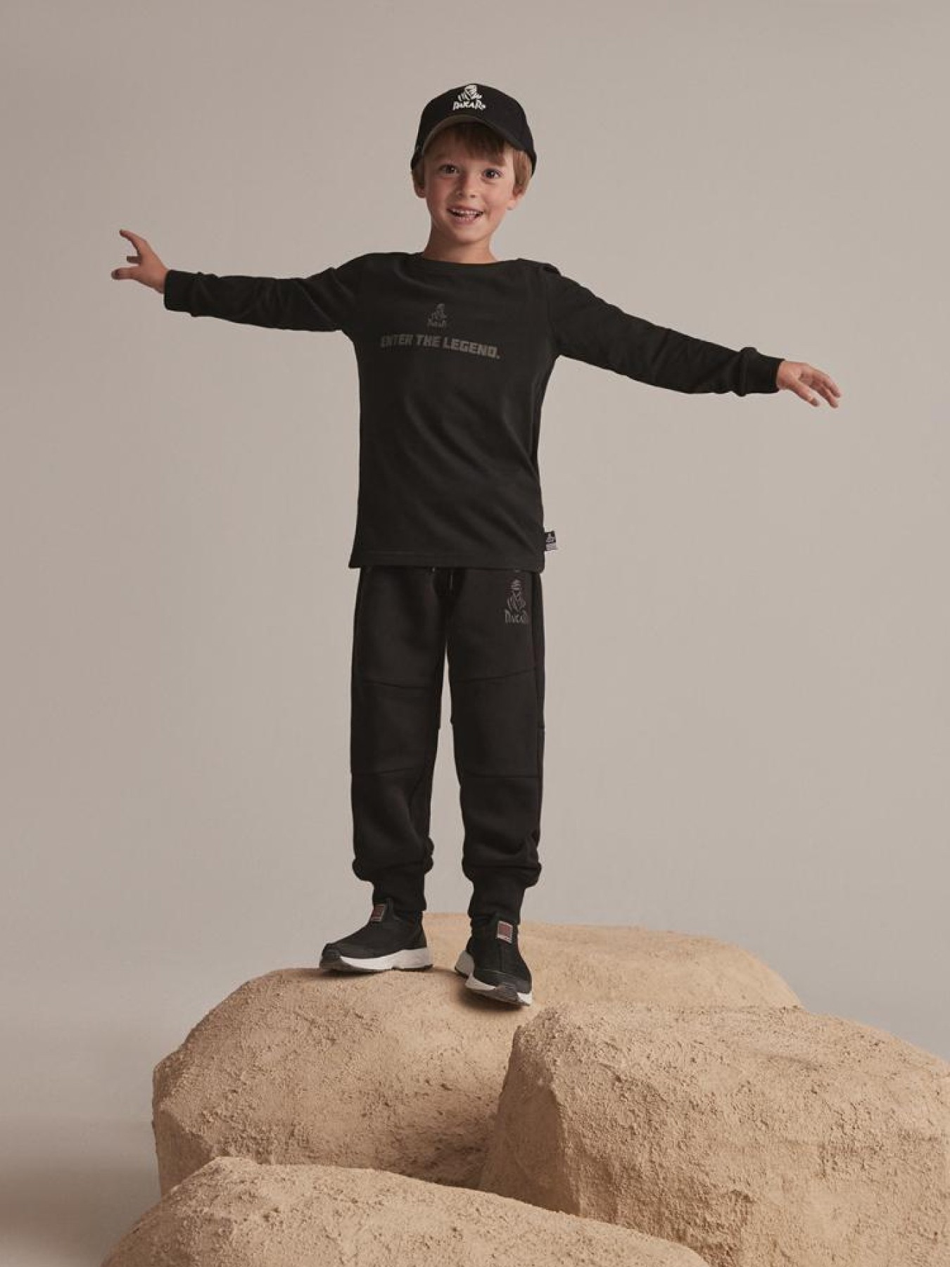 Спортивні штани DIVERSE модель 10043471 Фото