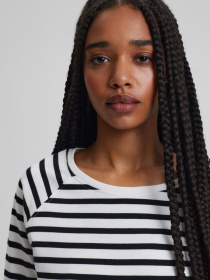 Свитшот DIVERSE модель 10043707 Фото