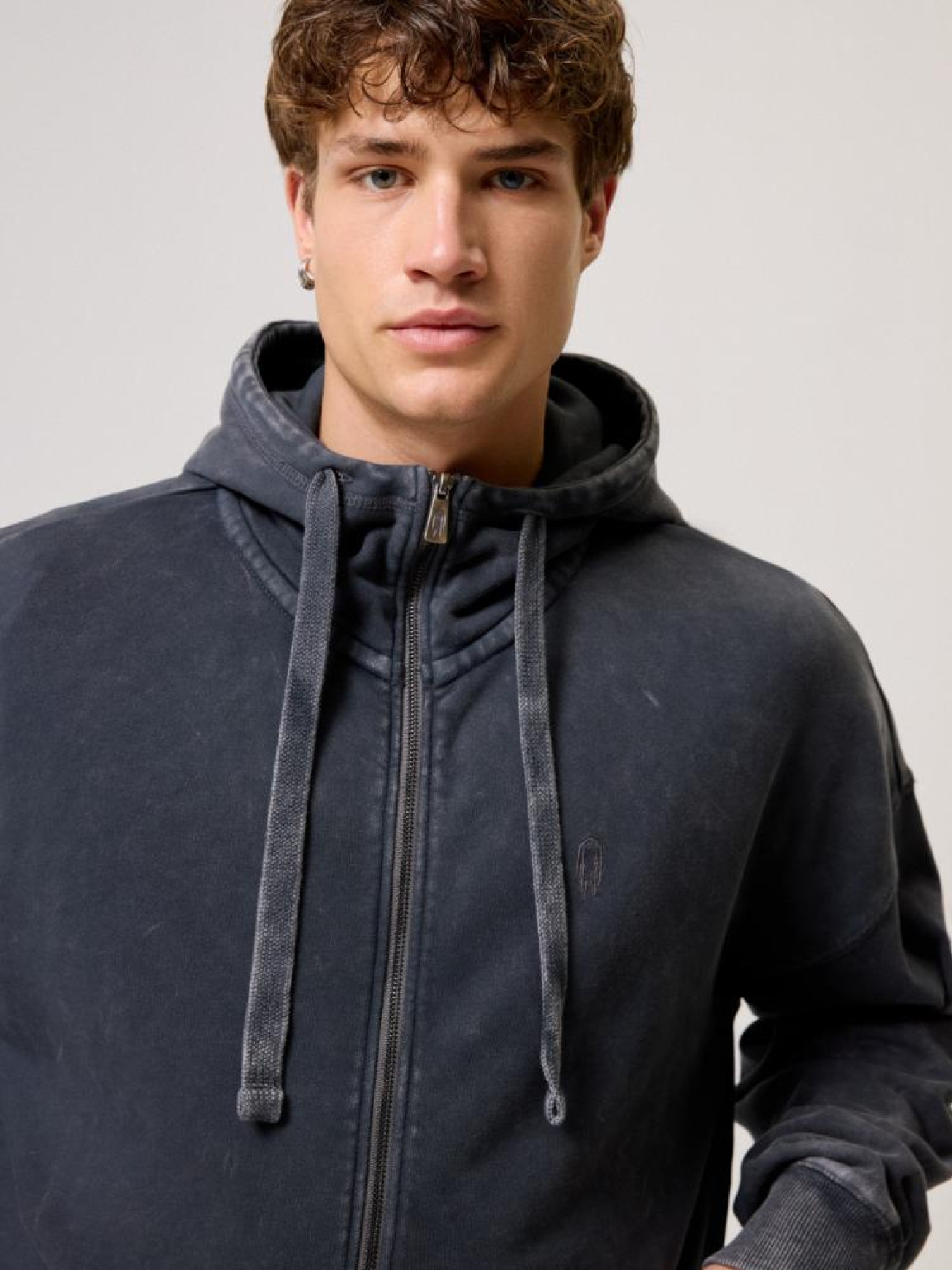 Кофта спортивна DIVERSE модель 10044308 Фото