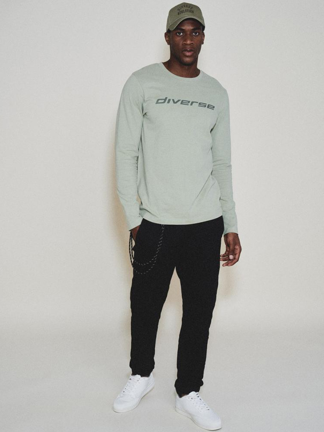 Лонгслив DIVERSE модель 10044905 Фото