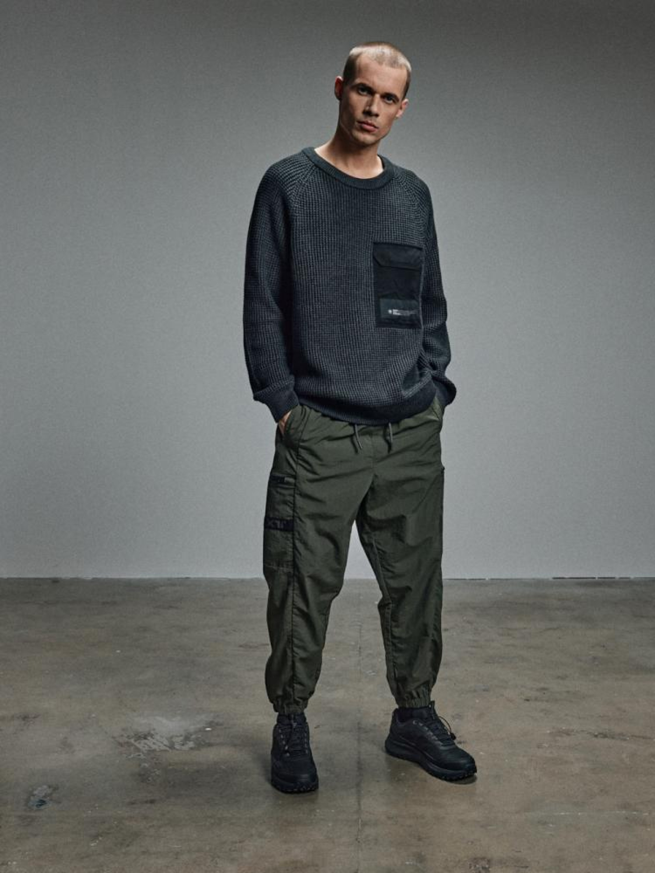 Свитер DIVERSE модель 10045374 Фото