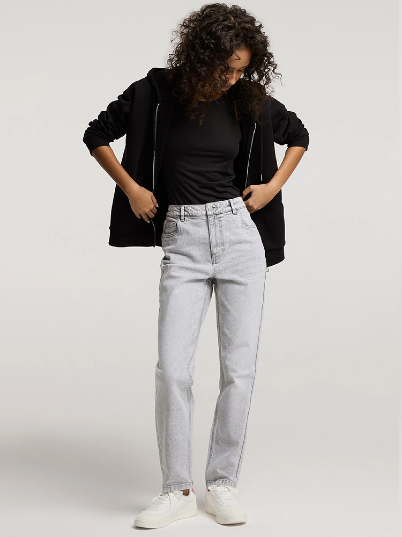 Бойфренды DIVERSE модель 10046097 Фото