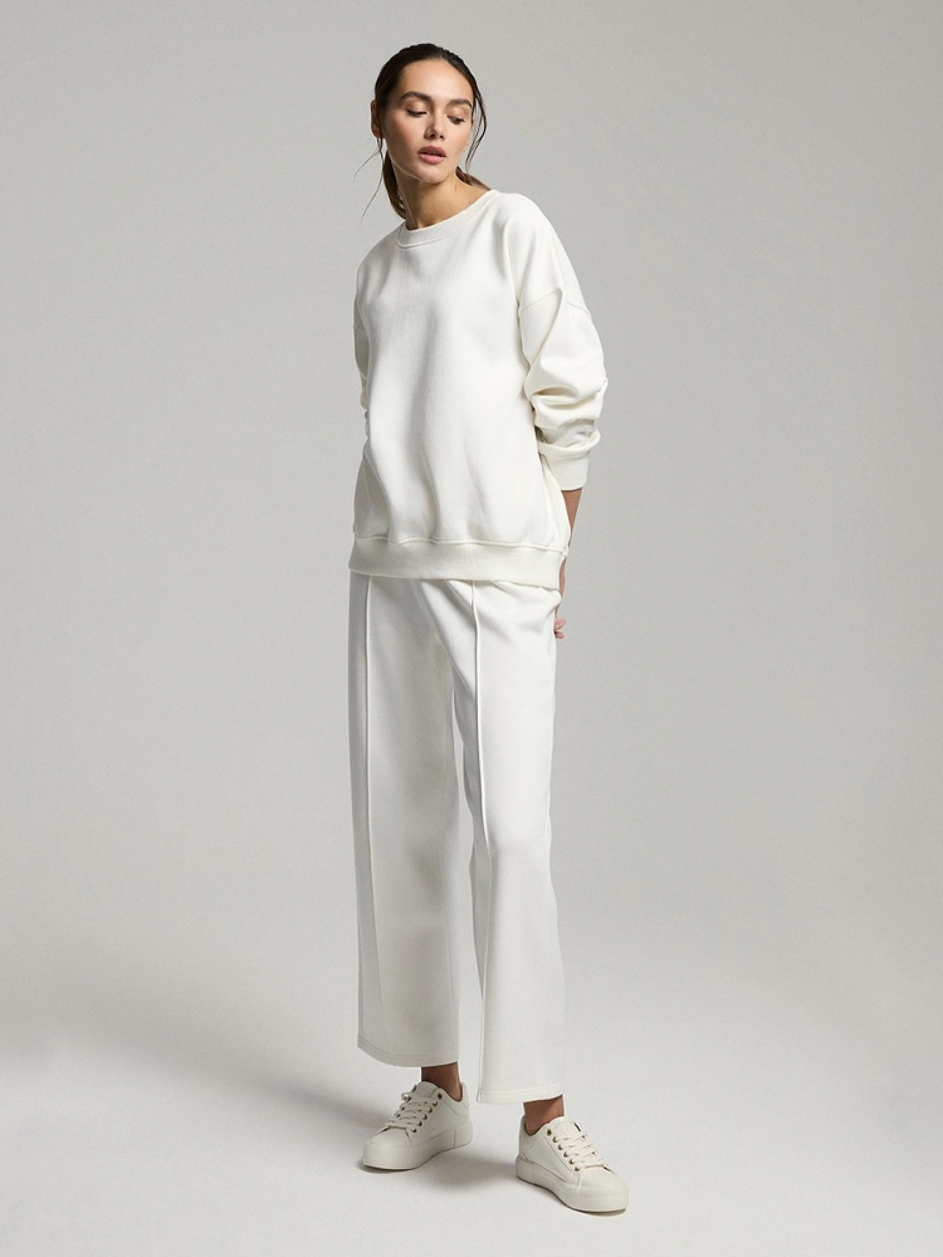 Свитшот DIVERSE модель 10046105 Фото