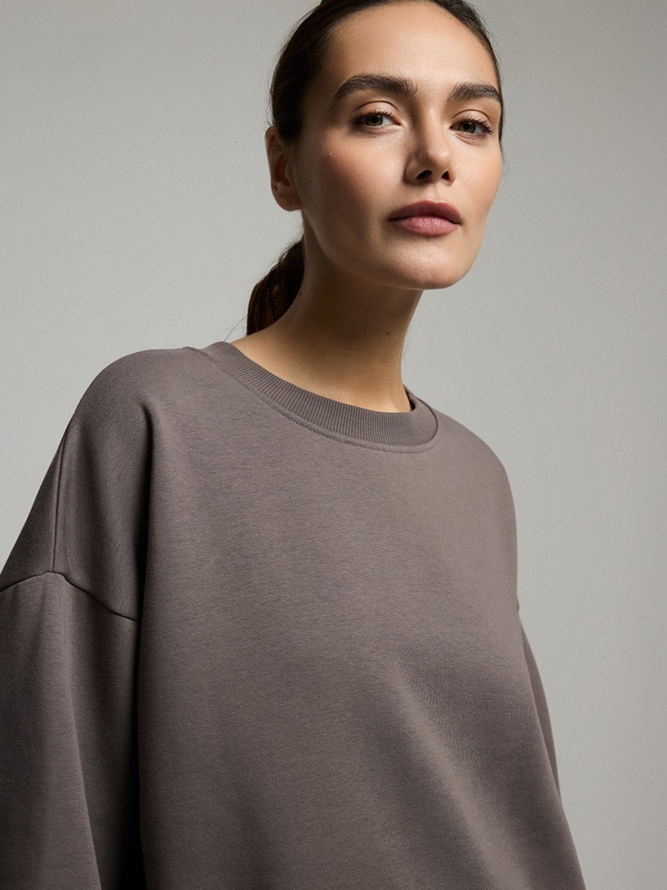 Свитшот DIVERSE модель 10046105 Фото