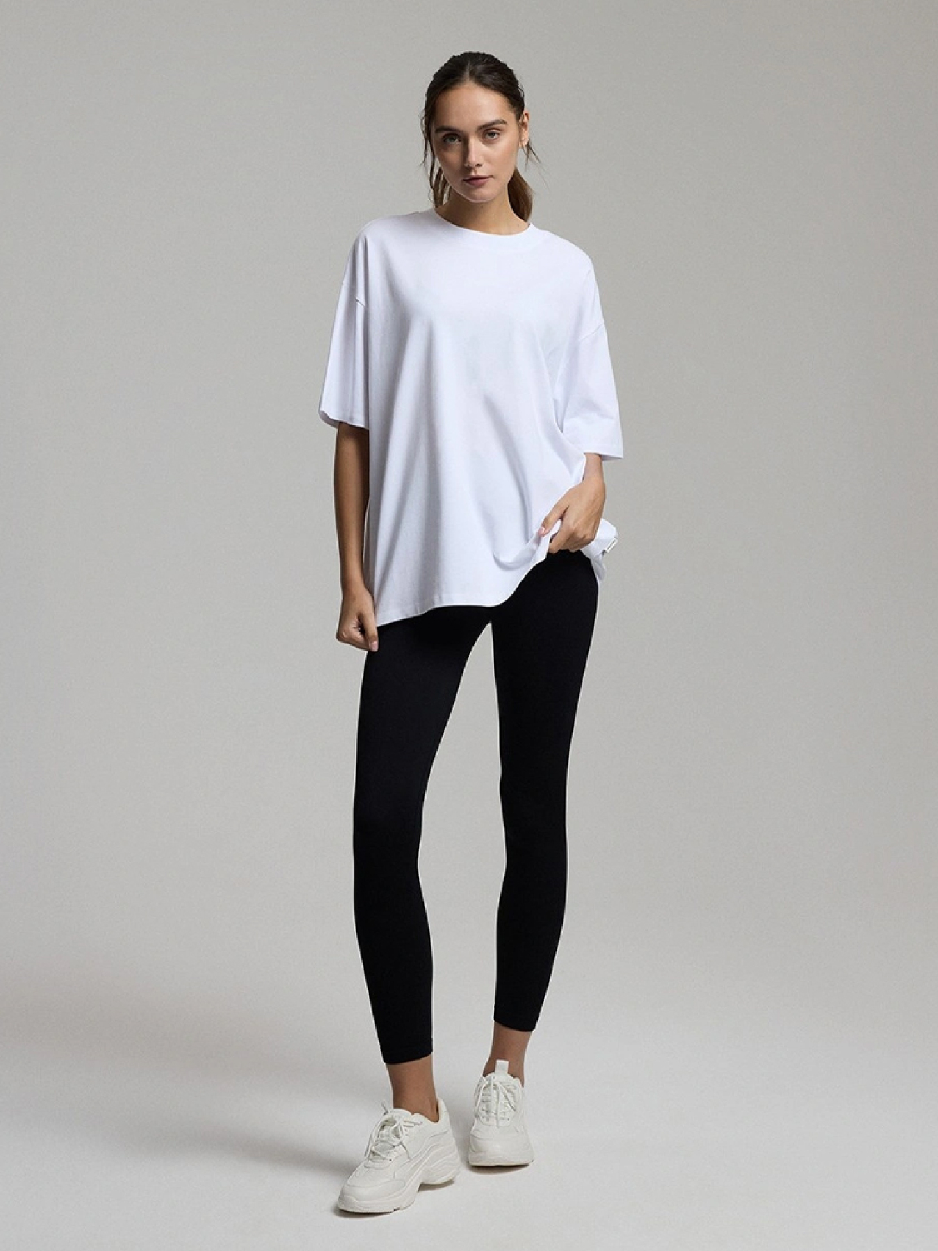 Футболка DIVERSE модель 10046192 Фото