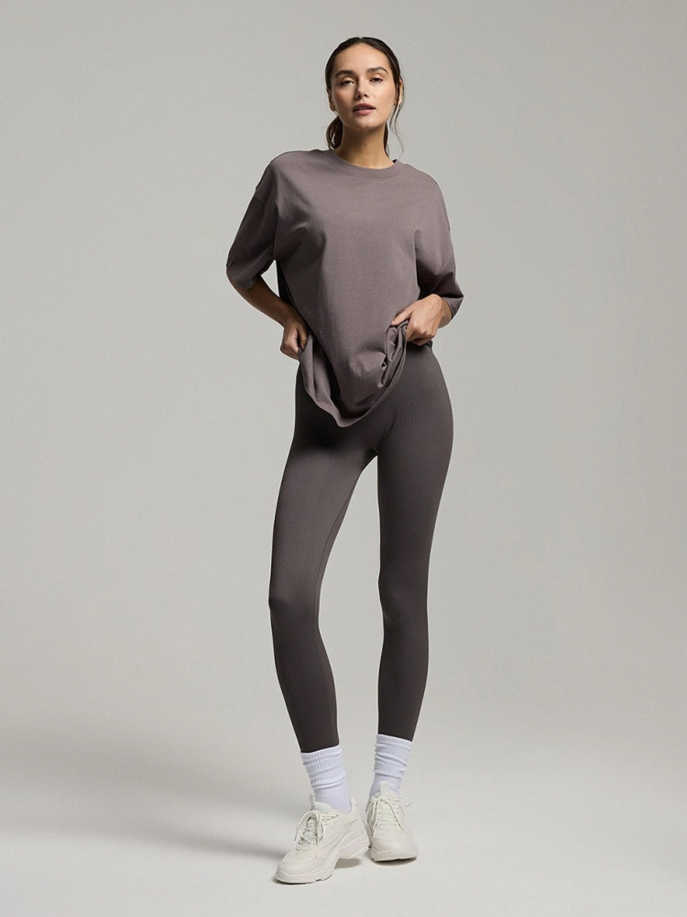 Футболка DIVERSE модель 10046192 Фото