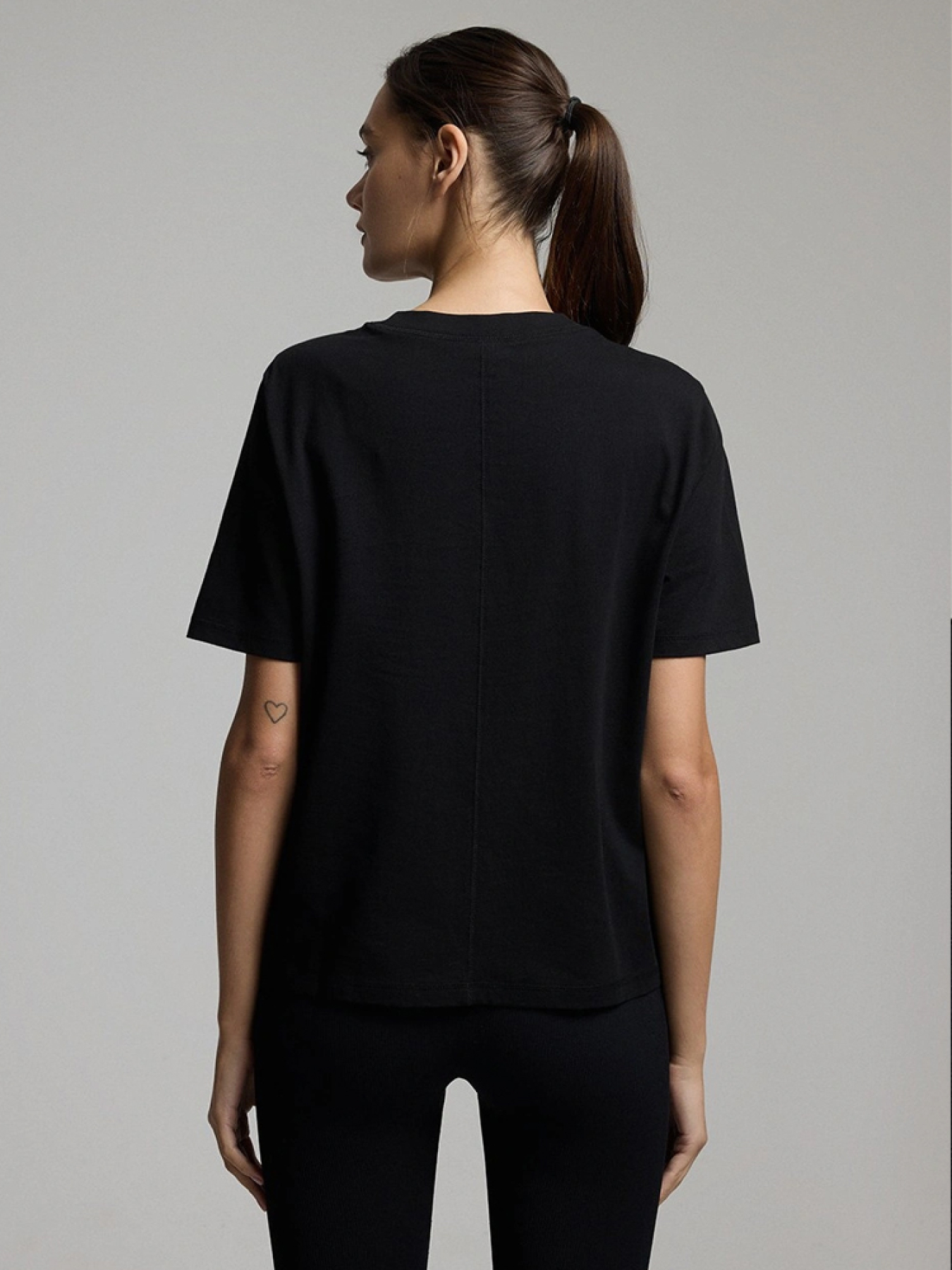 Футболка DIVERSE модель 10046195 Фото