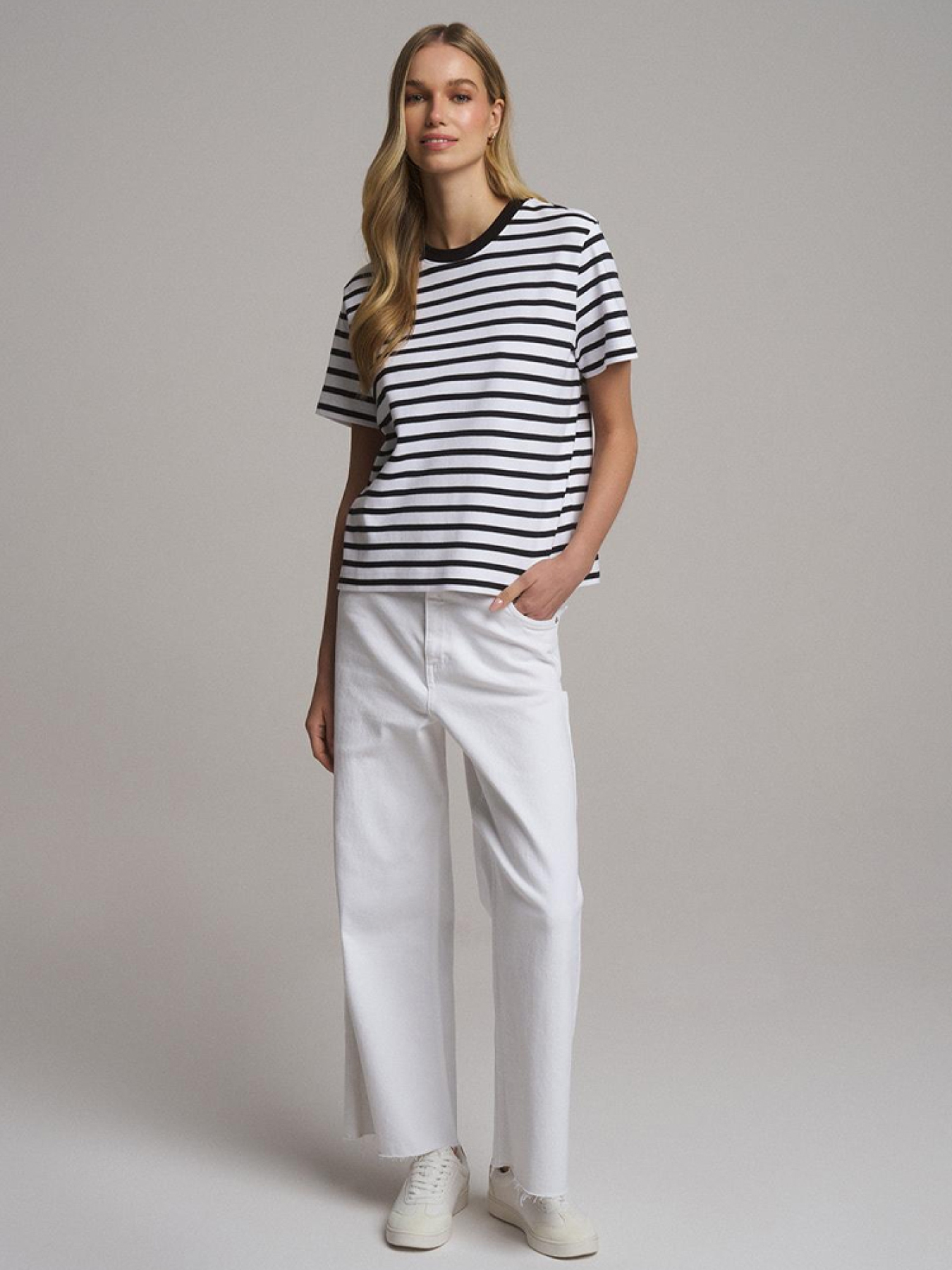 Футболка DIVERSE модель 10046197 Фото