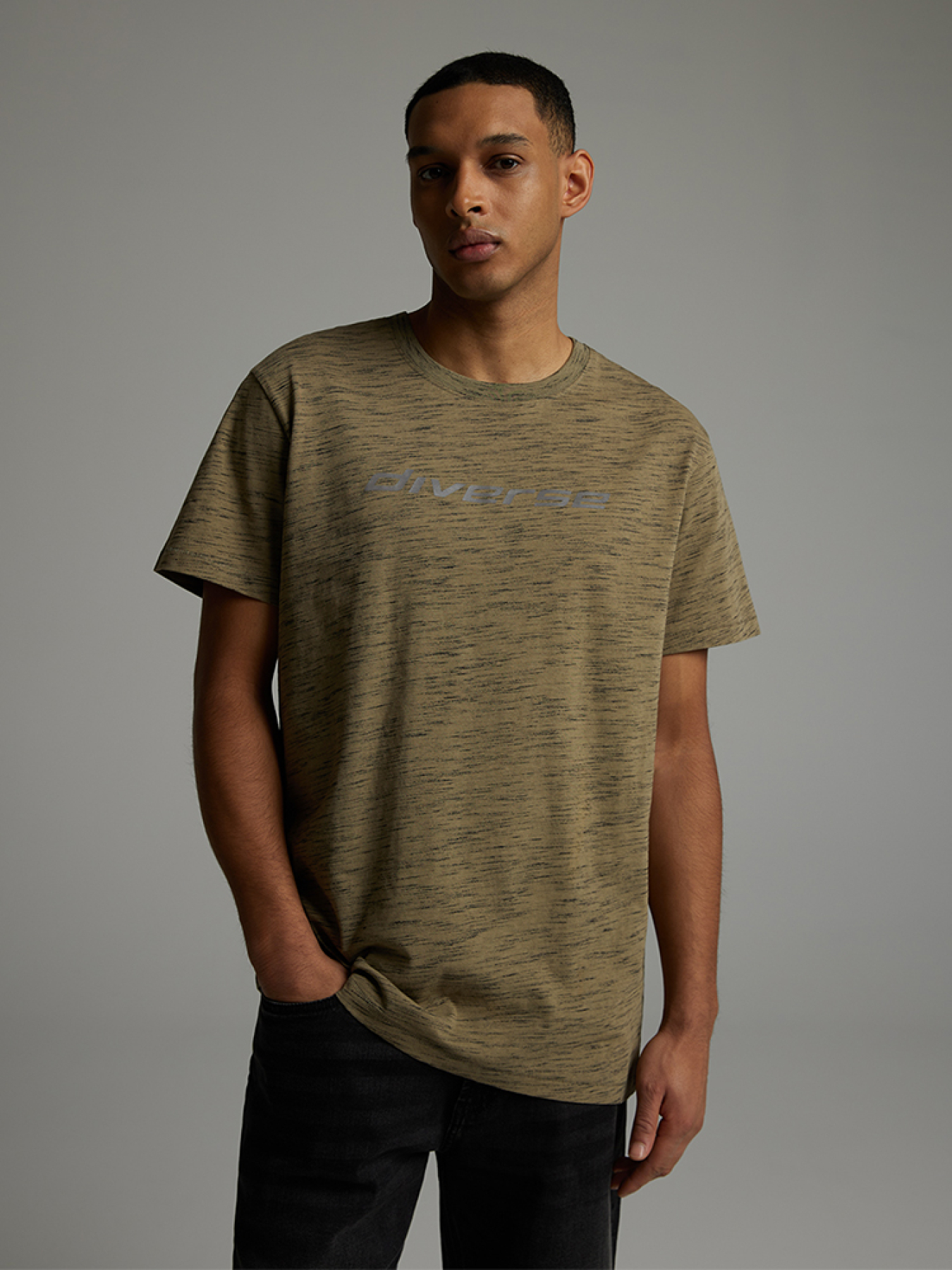 Футболка DIVERSE модель 10046423 Фото